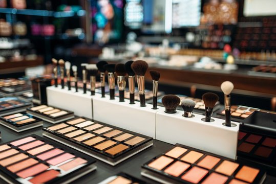 Beauty & Cosmetic Retailers Cleaning