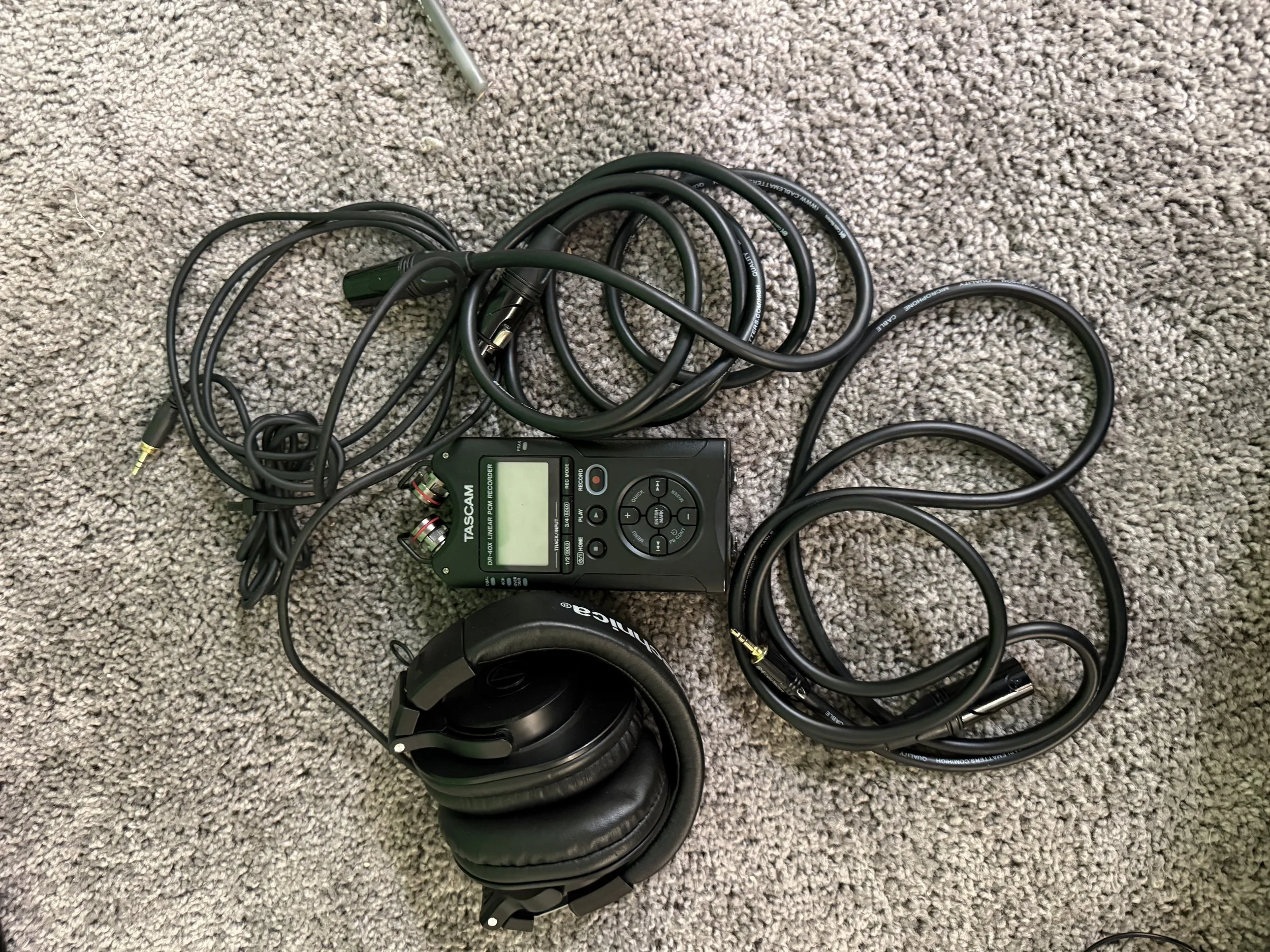 Tascam Dr-40X Linear PCM Recorder (Per Day)