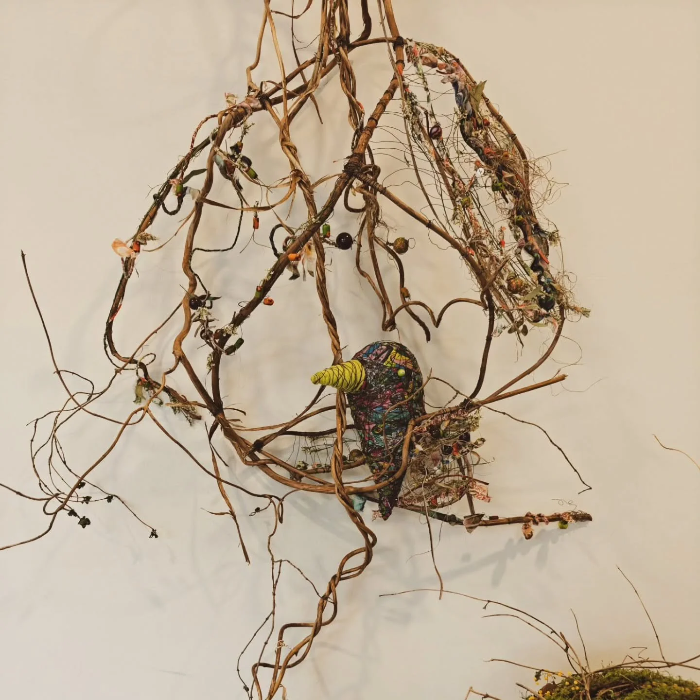 Lente in huis 🌸🐦
Onze nieuwe decoratie brengt meteen sfeer: fleurige vogeltjes en stijlvolle vaasjes die onze brasserie laten stralen. Perfect om het zonnige seizoen te verwelkomen en een vleugje vrolijkheid toe te voegen.

Kom langs en laat je ins