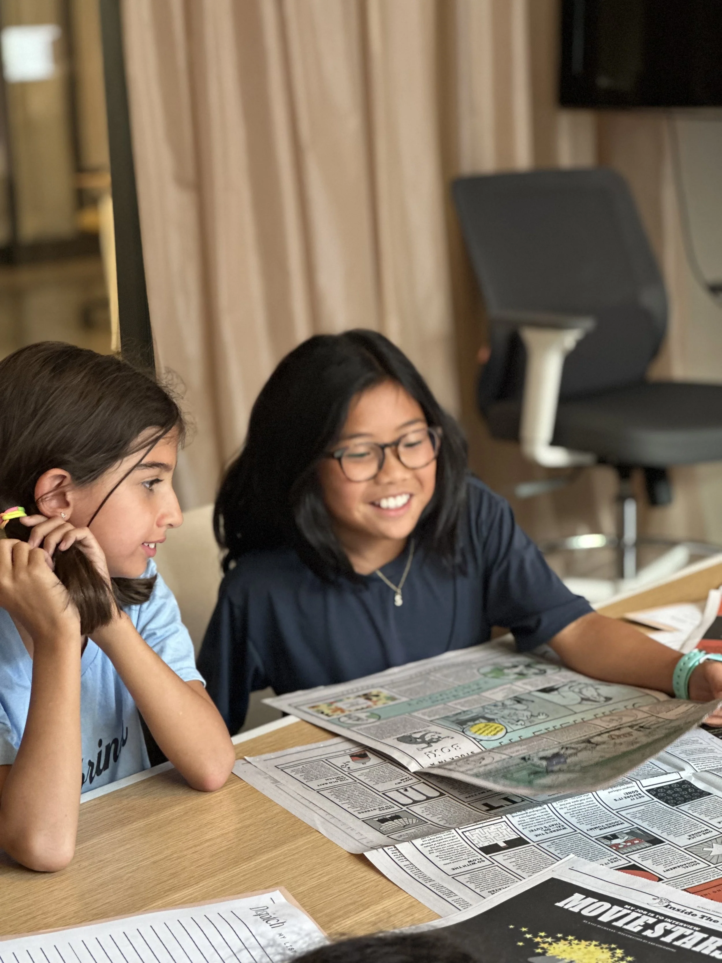 05-Reading real newspapers.jpeg
