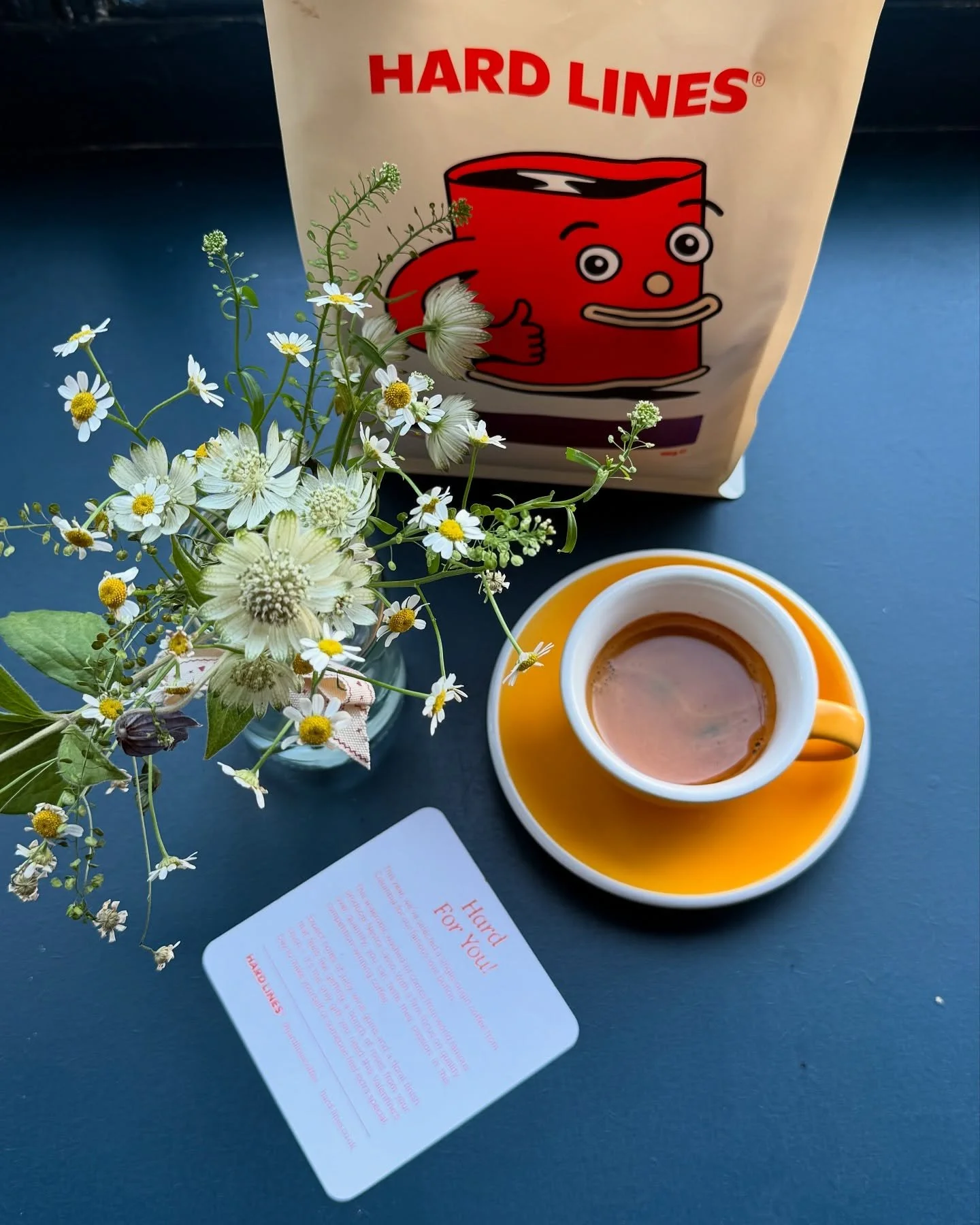 Pouring now on guest espresso we have this anaerobic washed Colombian 🇨🇴 coffee from @hardlinescoffee in Wales 🏴 ✌️
Expect sweet and juicy, wine gum notes in the cup! 
📌 Worthing: 63 Rowlands Road, BN11 3JN
-
-
-
-
#BLEND #BlendCo