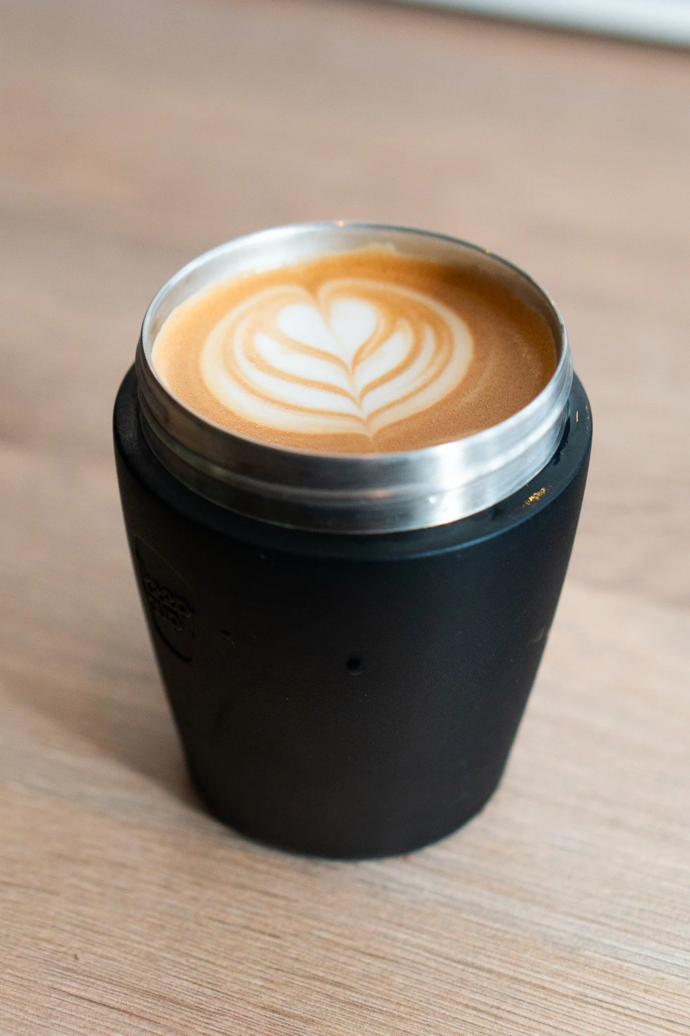 ♻️♻️ Re-use at Blend ♻️♻️
Did you know we offer a 10p discount on all orders made with a re-usable cup?
It might not sound much, but it soon adds up if you’re a regular coffee drinker! ☕️
We also have a variety of @huskee cups available to pu