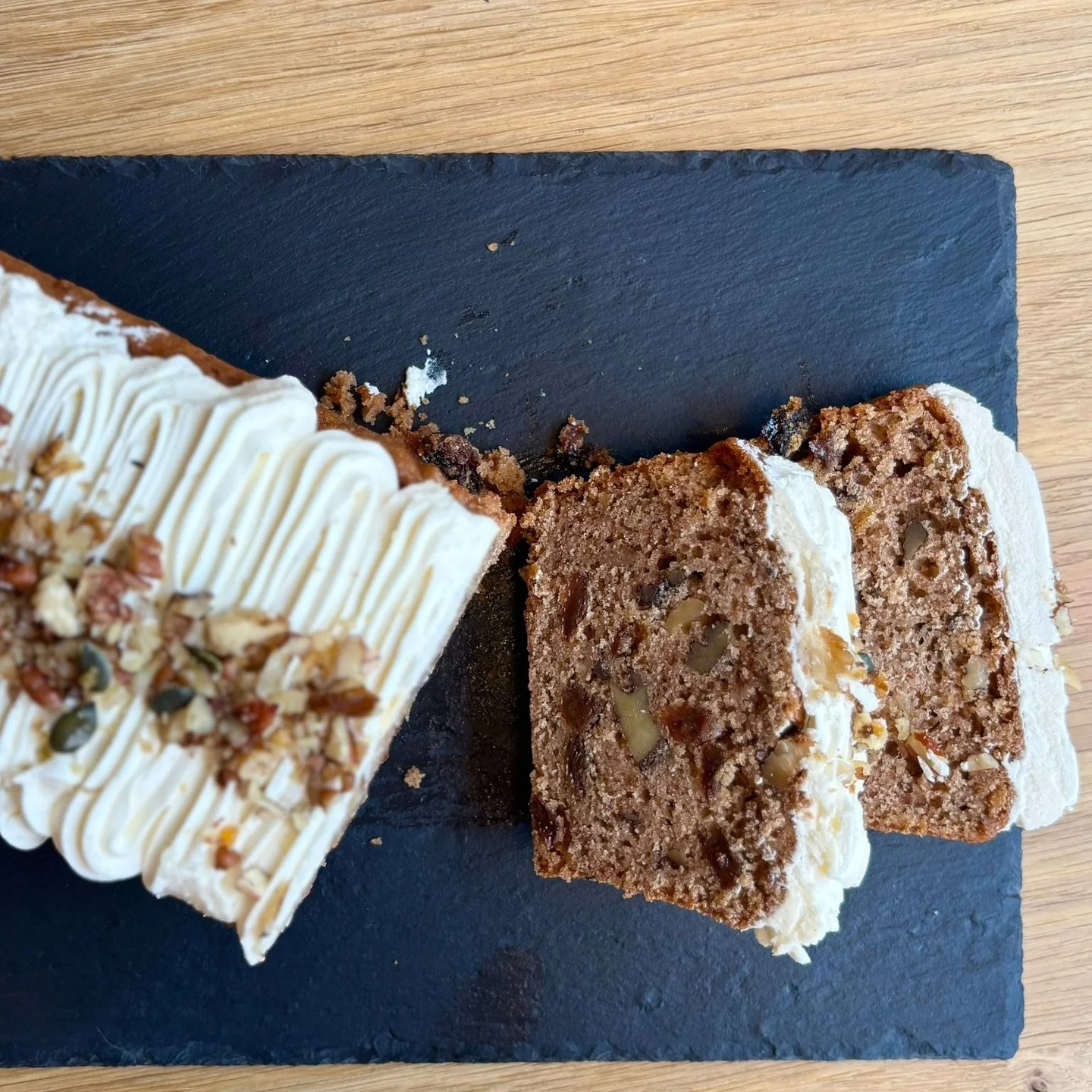 Check out this little sweet treat gracing the bar today… Apple & Walnut Cake (Vg 🌱) baked by the amazing @bodhiskitchen 🍰
This one won’t hang around long so be sure to grab a slice today! Open from 9am 👌
Blend Coffee Co.
📍 37 C