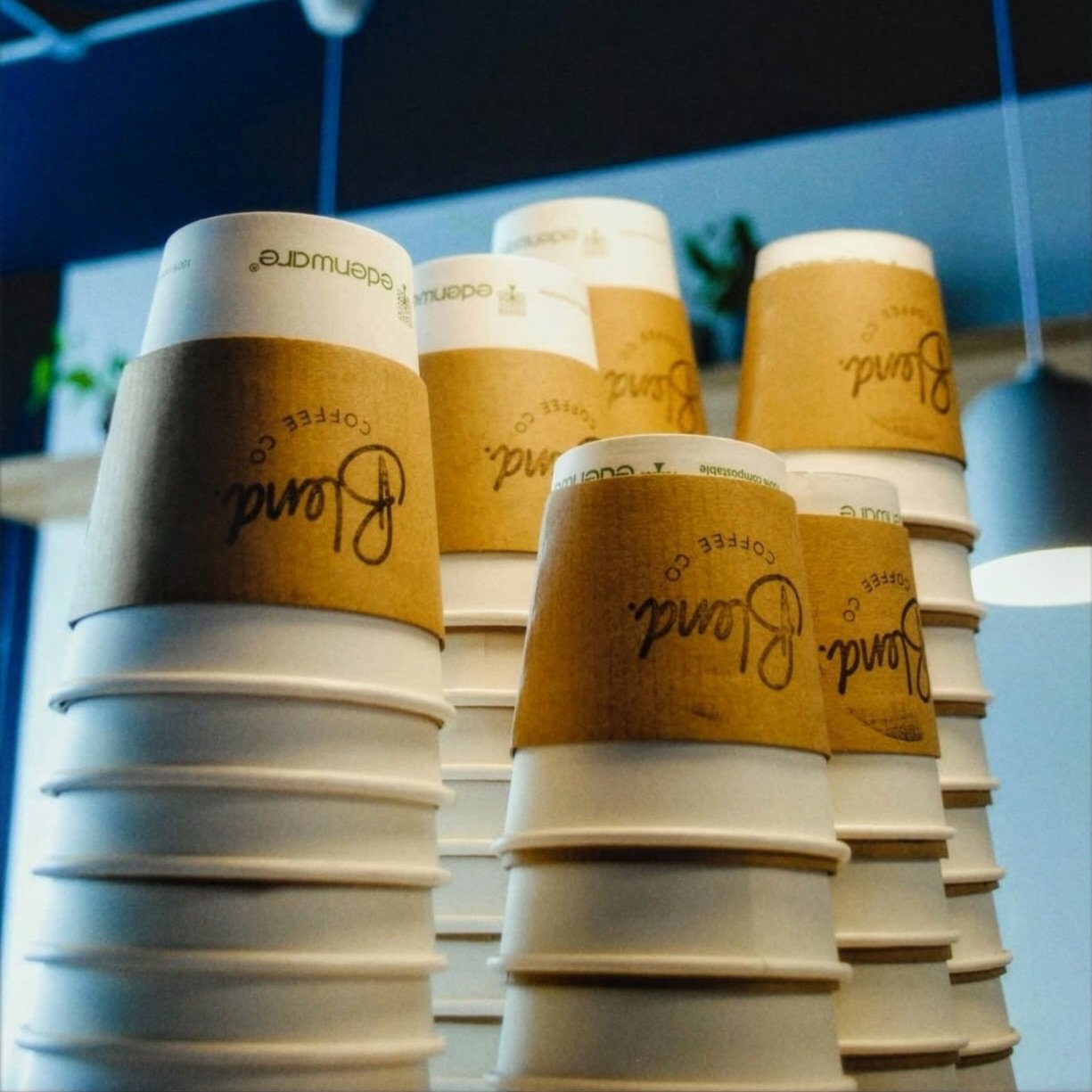 Monday morning reset here at Blend after a busy weekend serving our West End community! 🫡

A friendly reminder that we are OPEN 7 days per week 📣 
With a constant rotation of coffees from our house roaster @pharmacie_coffee_roasters, as well as reg