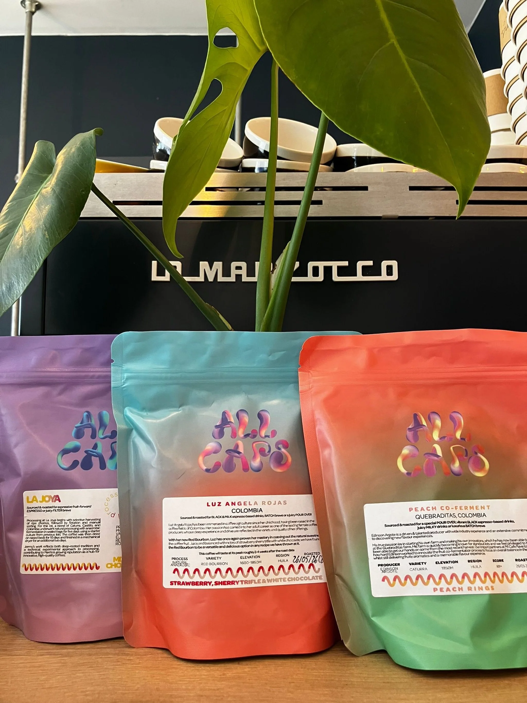 There are few better sights to kick off your weekend 👀
We have an insane @allcaps_coffee Peach Co-Ferment 🍑 dialled on Guest Espresso &amp; Pourover!

This is a new coffee experience for many.. ☕️
Speak to the team on your next visit if you&rsquo;r