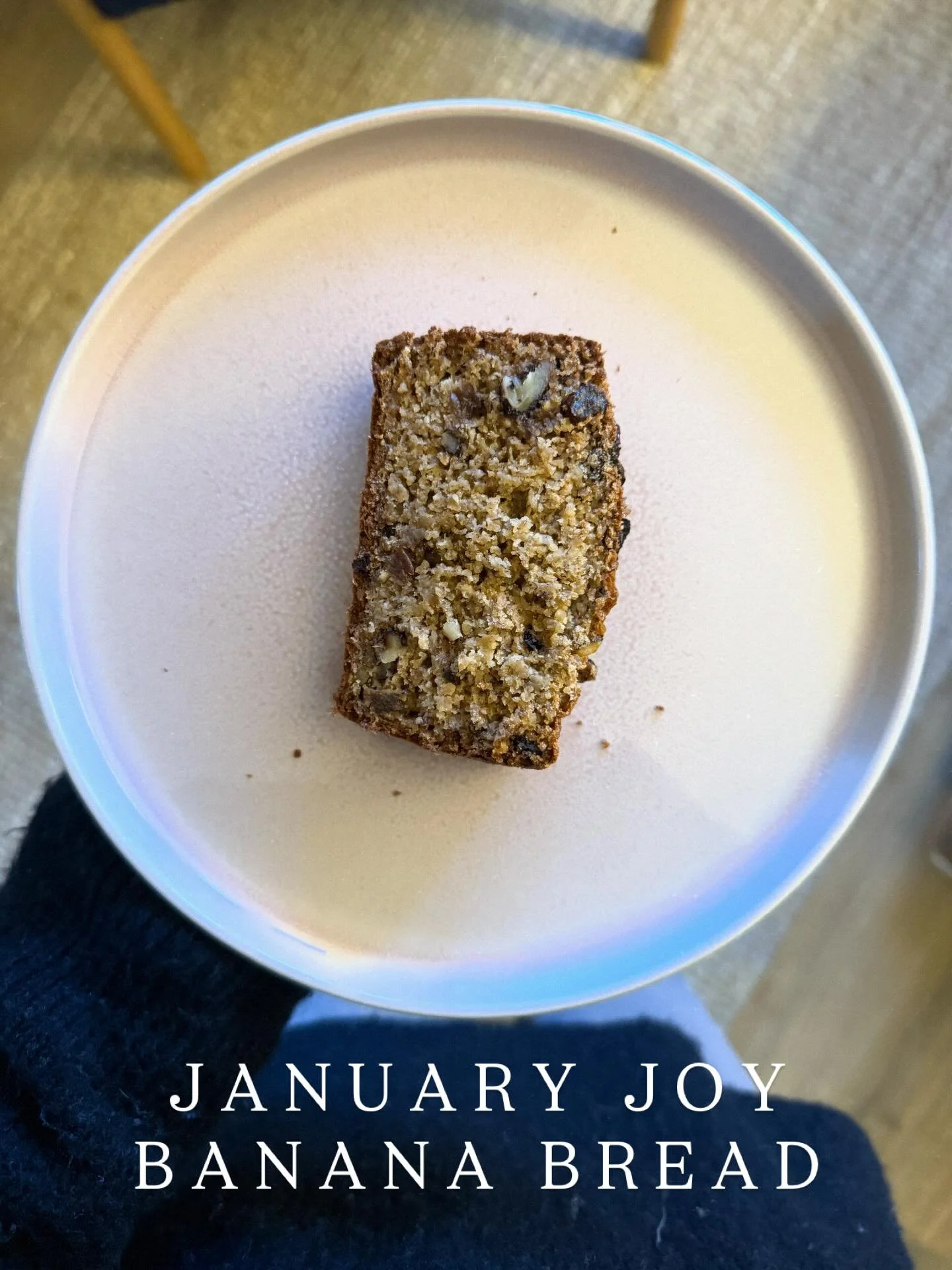 If you ask me, January is made for banana bread making, so you then have the perfect cosy afternoon snack to enjoy on a gloomy afternoon!

This version is full of goodness and higher in protein too thanks to the oats and yogurt. This recipe is of my 