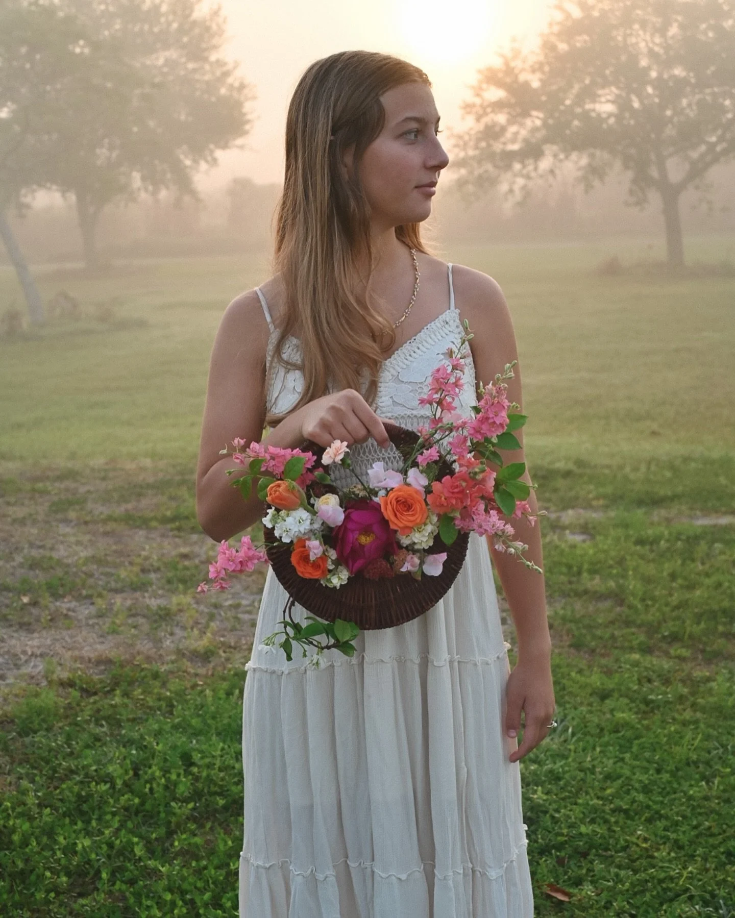 A bridal bouquet in a basket that smelled divine with her little jasmine and sweet pea tendrils woven in 💐