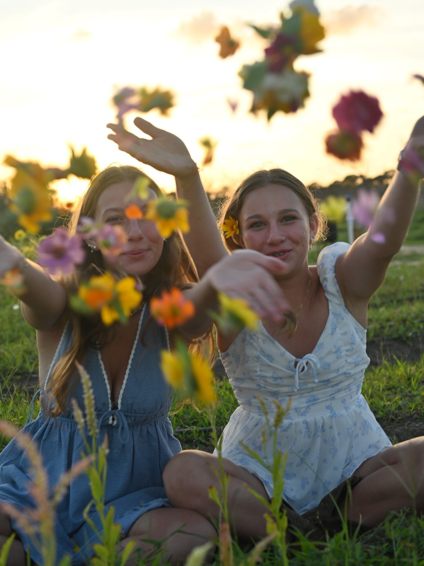 Happy hump day flower friends 🤗🌸🌻🌷🐪💓
