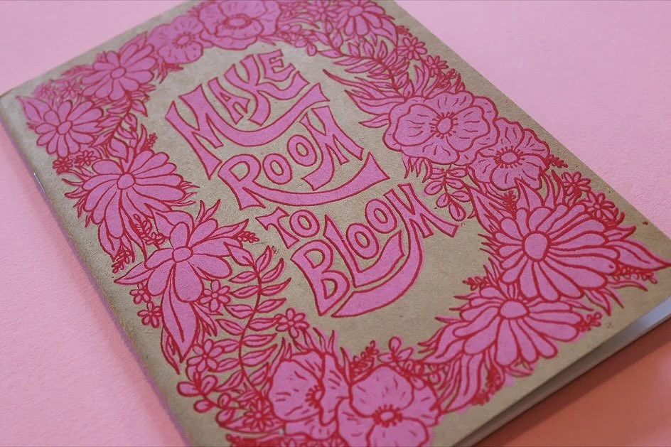 🌸 Make Room to Bloom 🌸

Screen printed sketchbooks, perfect for letting your creativity blossom 💘✨

✨ link in bio ✨