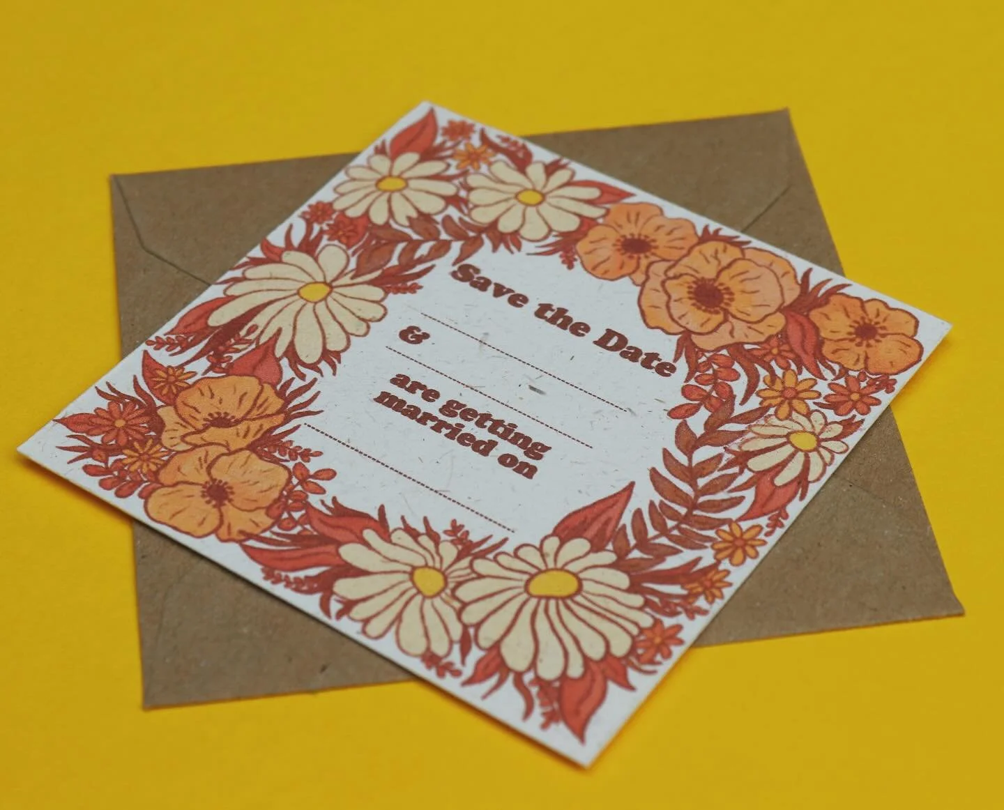 🌼✨ 70s Floral Save The Dates ✨🌼

Have you left your save the dates to the last minute? Or looking for something a bit kinder on the purse strings? Or just love retro floral pattern?? Then look no further&hellip; Our blank Save the Dates are ready a