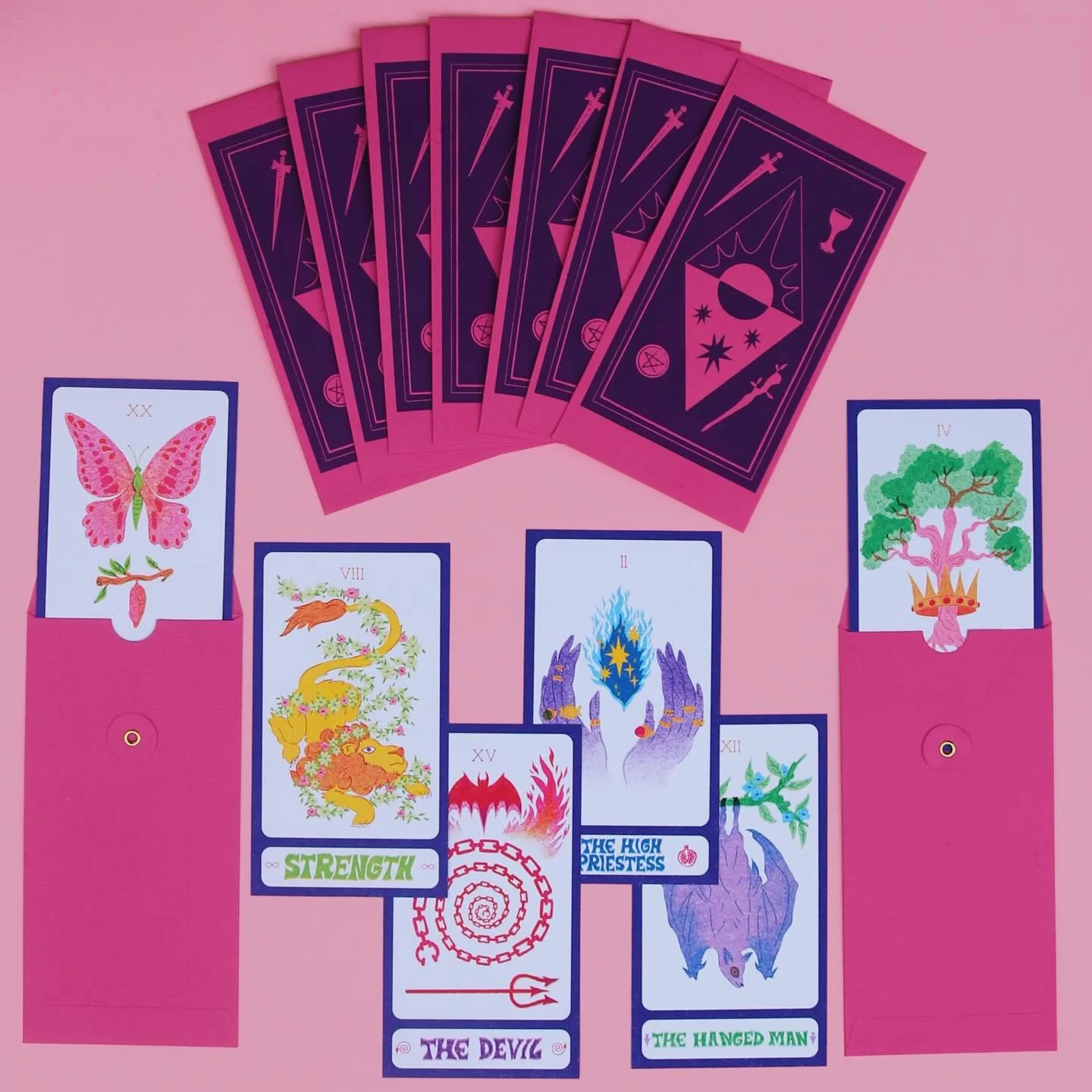 🌙💖 Instant Tarot 💘🌞

The instant tarot readings are by far the most popular thing for me at markets. There are 22 individually illustrated tarot card prints for each of the major arcana, all with a mini reading printed on the back. I lay them out