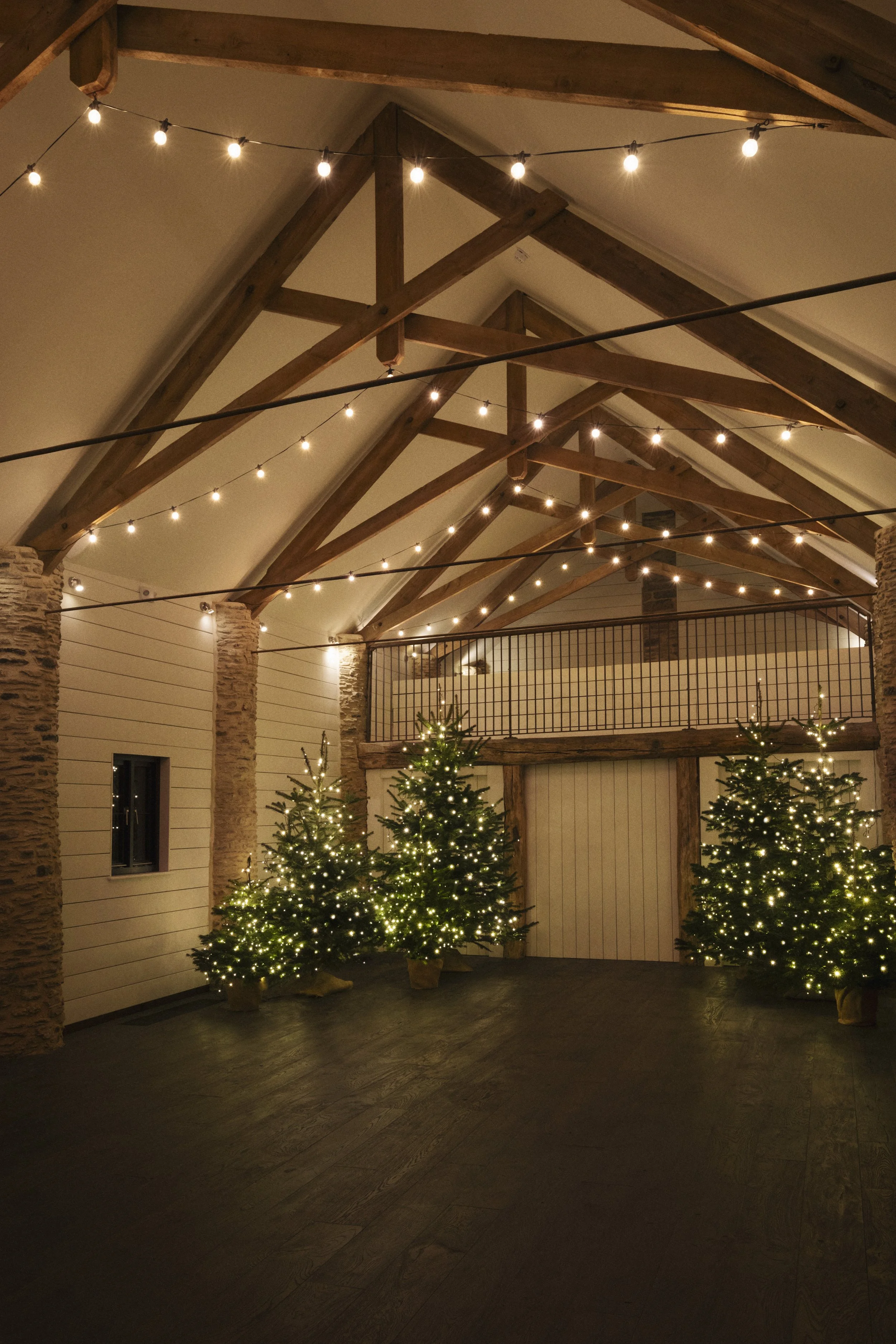 Festive Pillar Barn.jpg