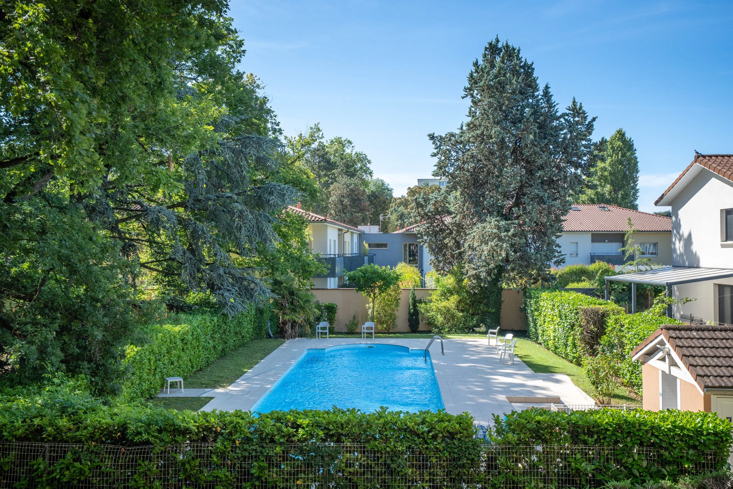 T3_BRON-Piscine-6.jpg
