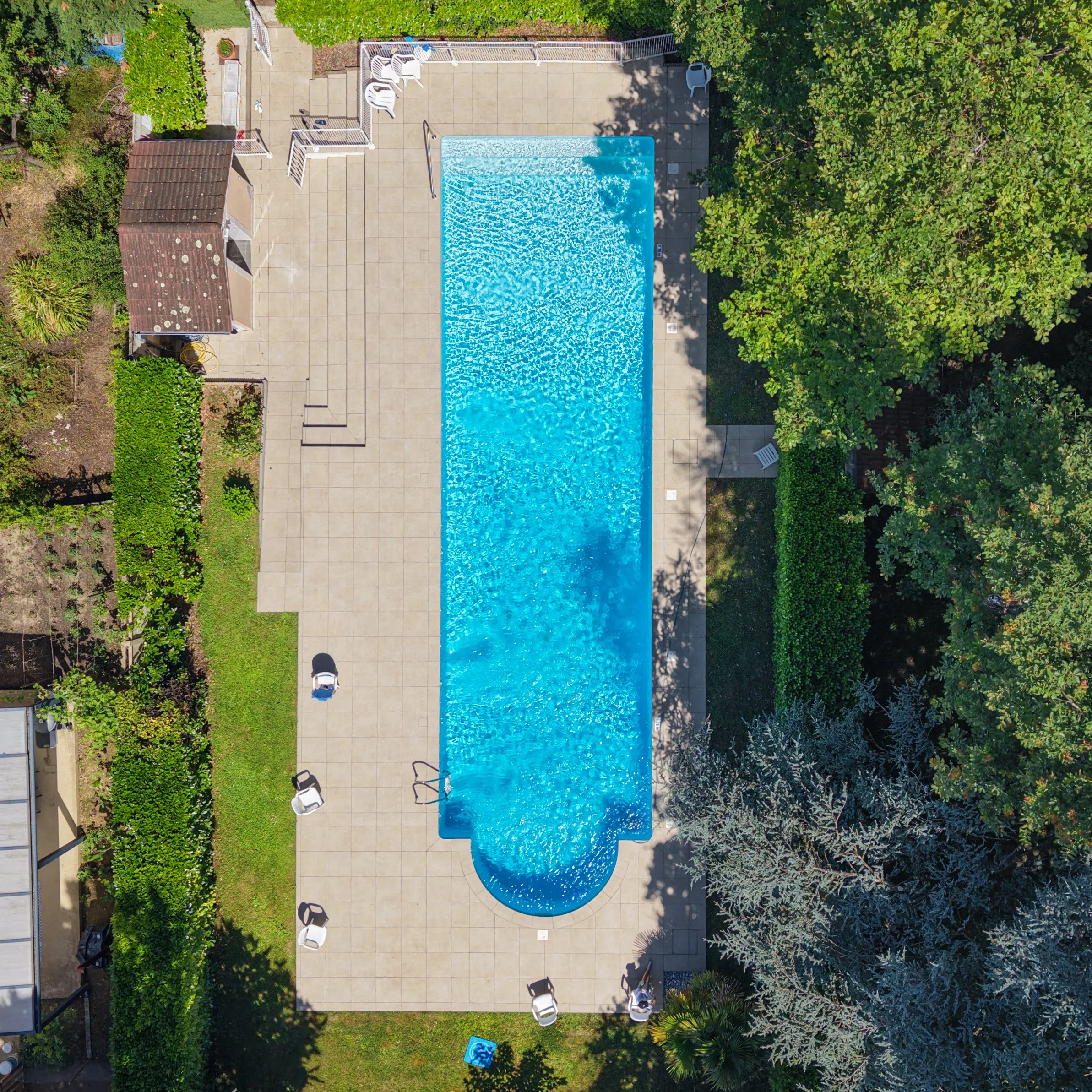 T3_BRON-Piscine-15.jpg
