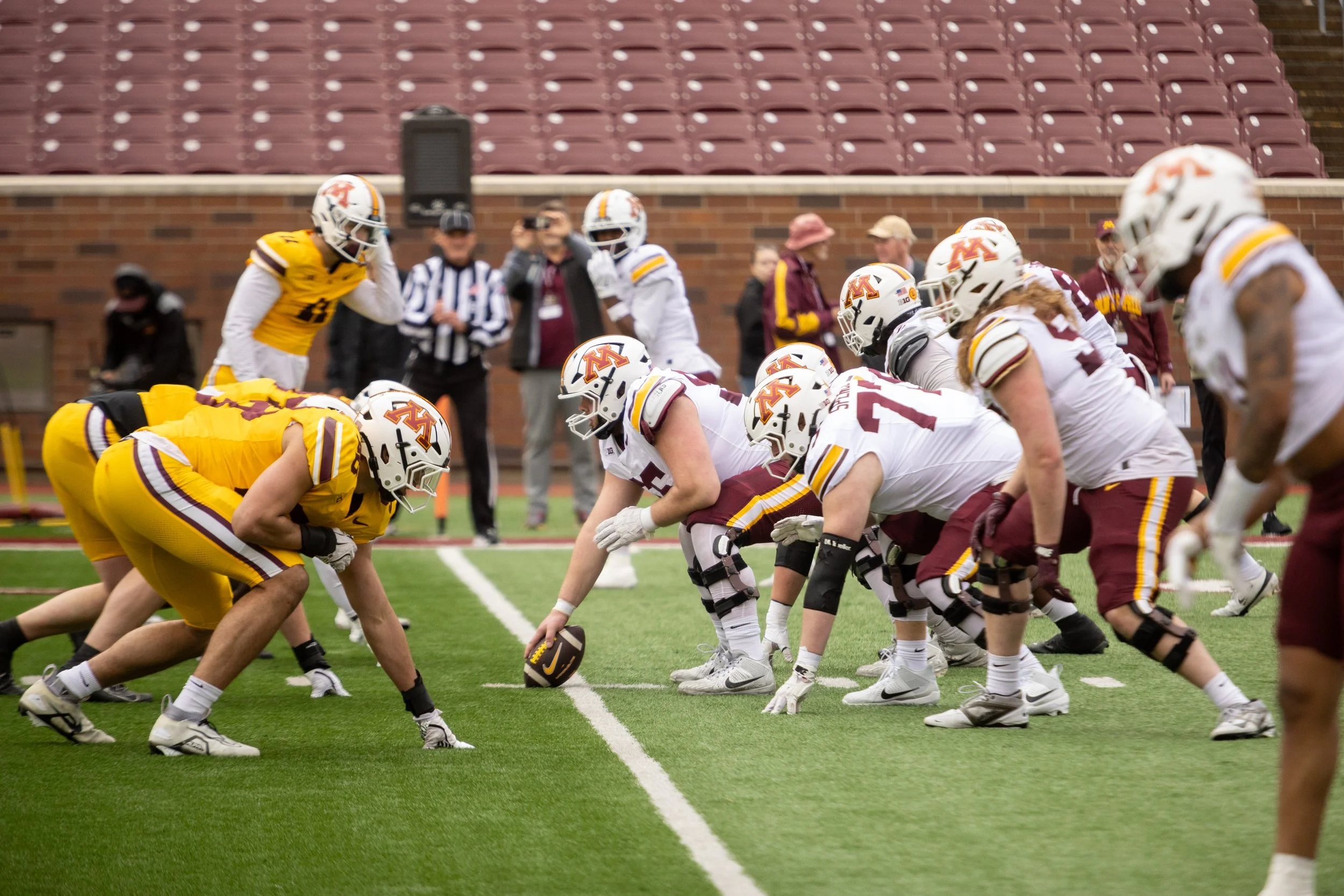 MNLL_GopherFBSpringGame_1279.jpg