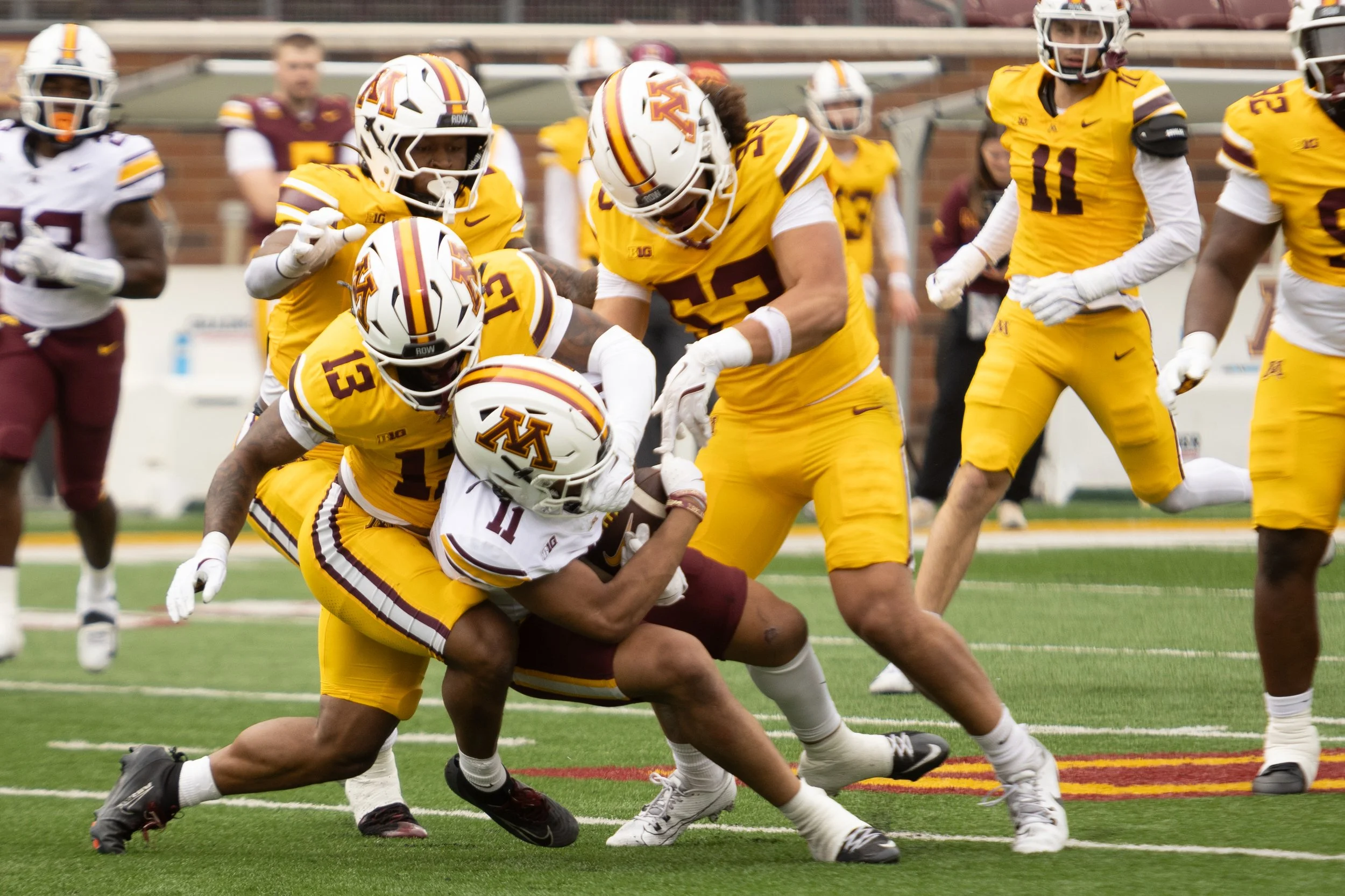 MNLL_GopherFBSpringGame_1317.jpg