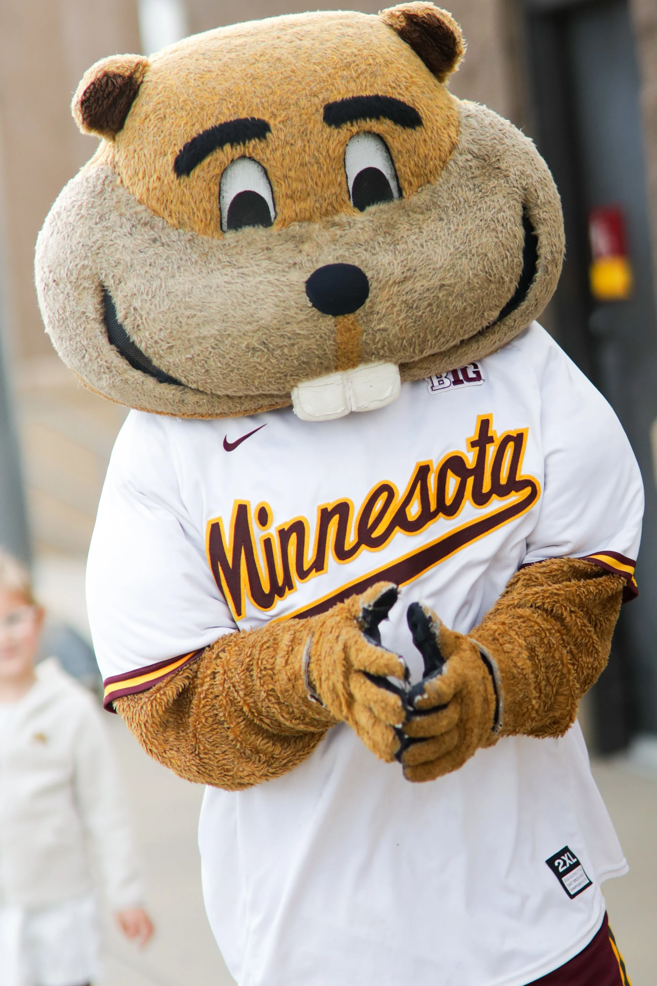 MNLL-GophersVsMich1-7993.jpg