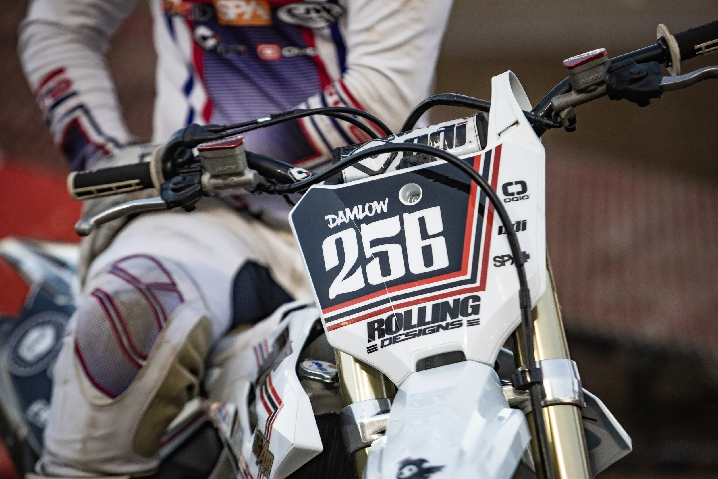 Moto-6241848.jpg