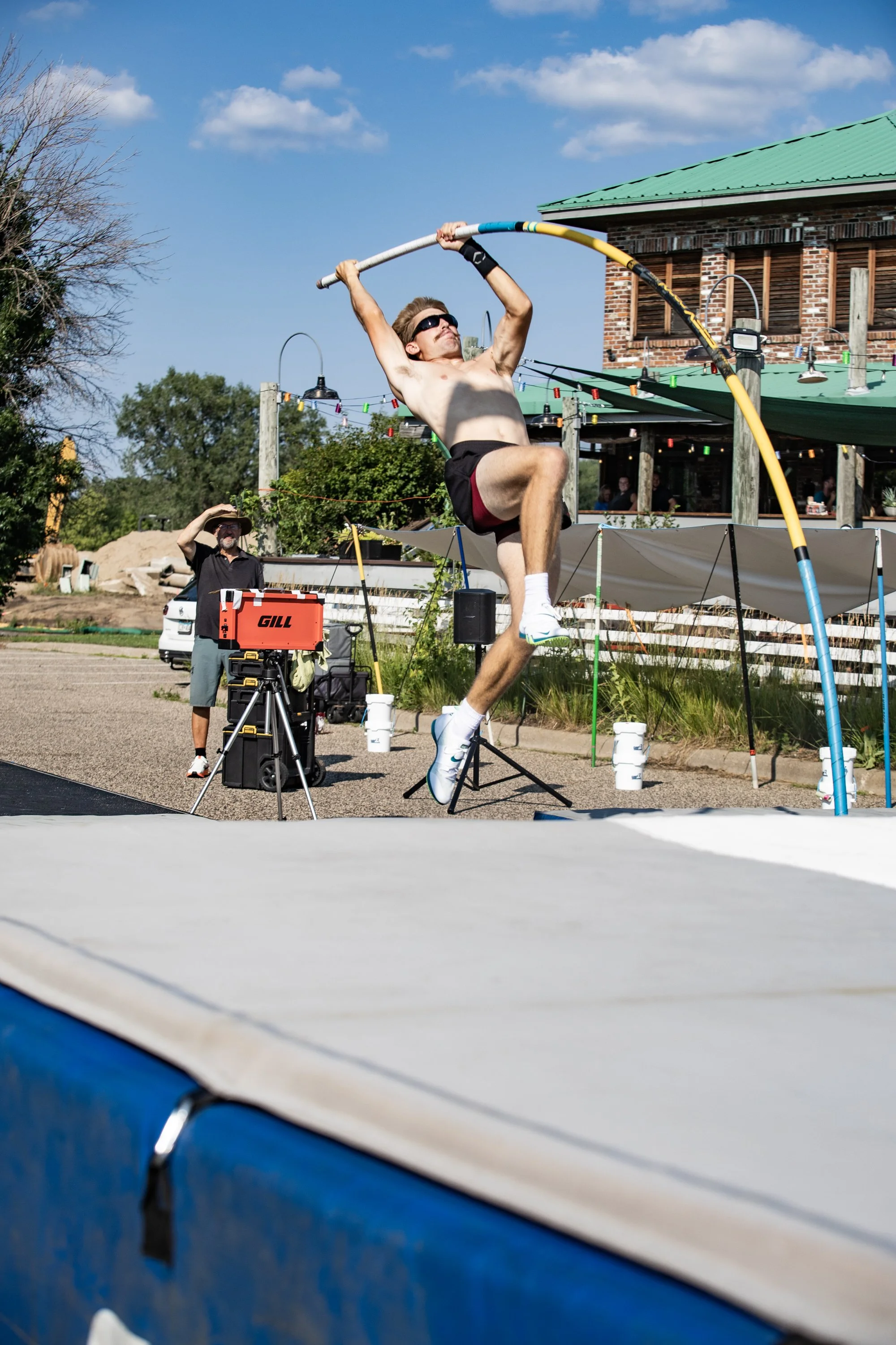 TS_PoleVaulting-6243688.jpg