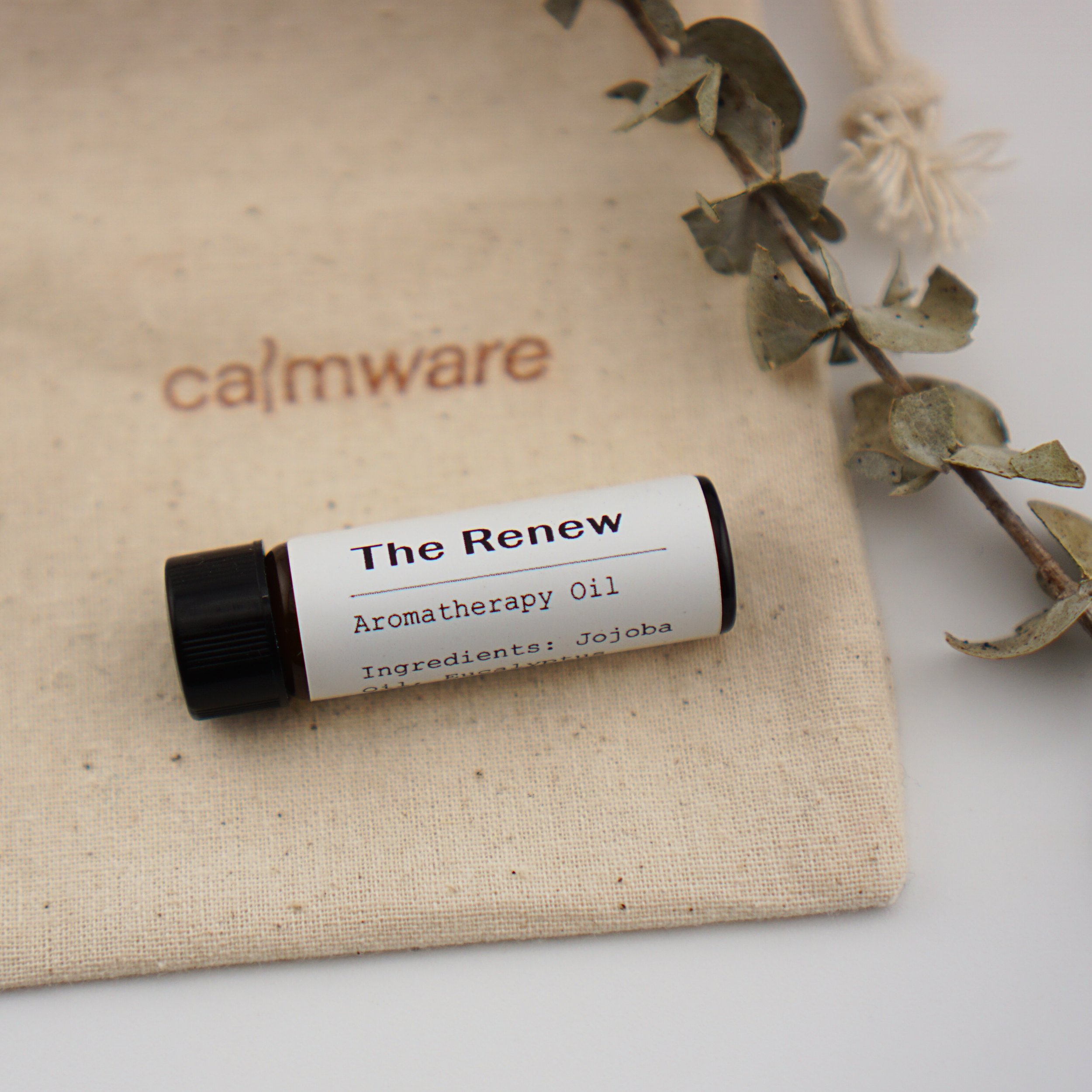 the-renew_eucalyptus_essential-oil_calmware-bag.jpg