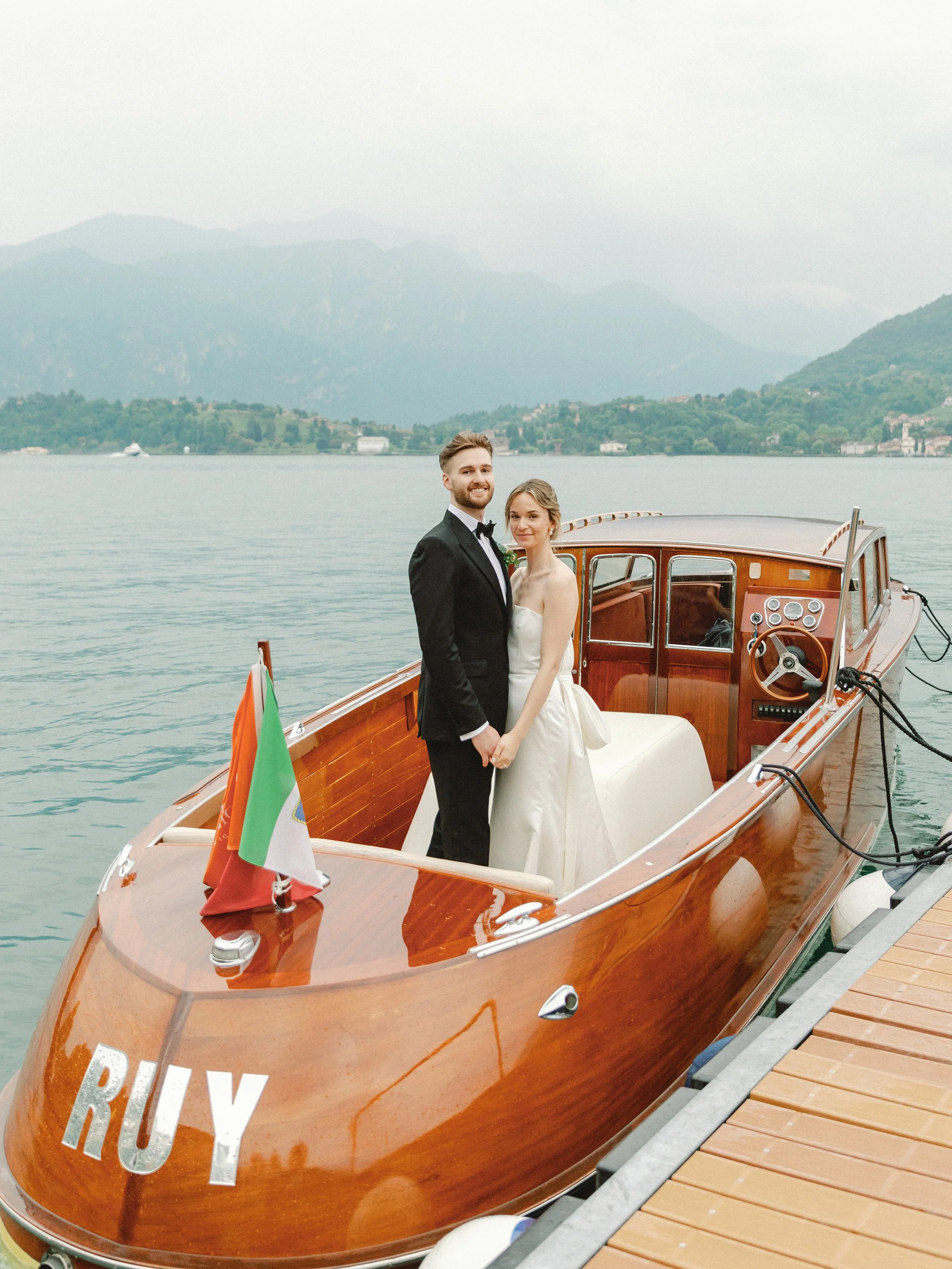 Stylish elopement lake Como S&B.jpg