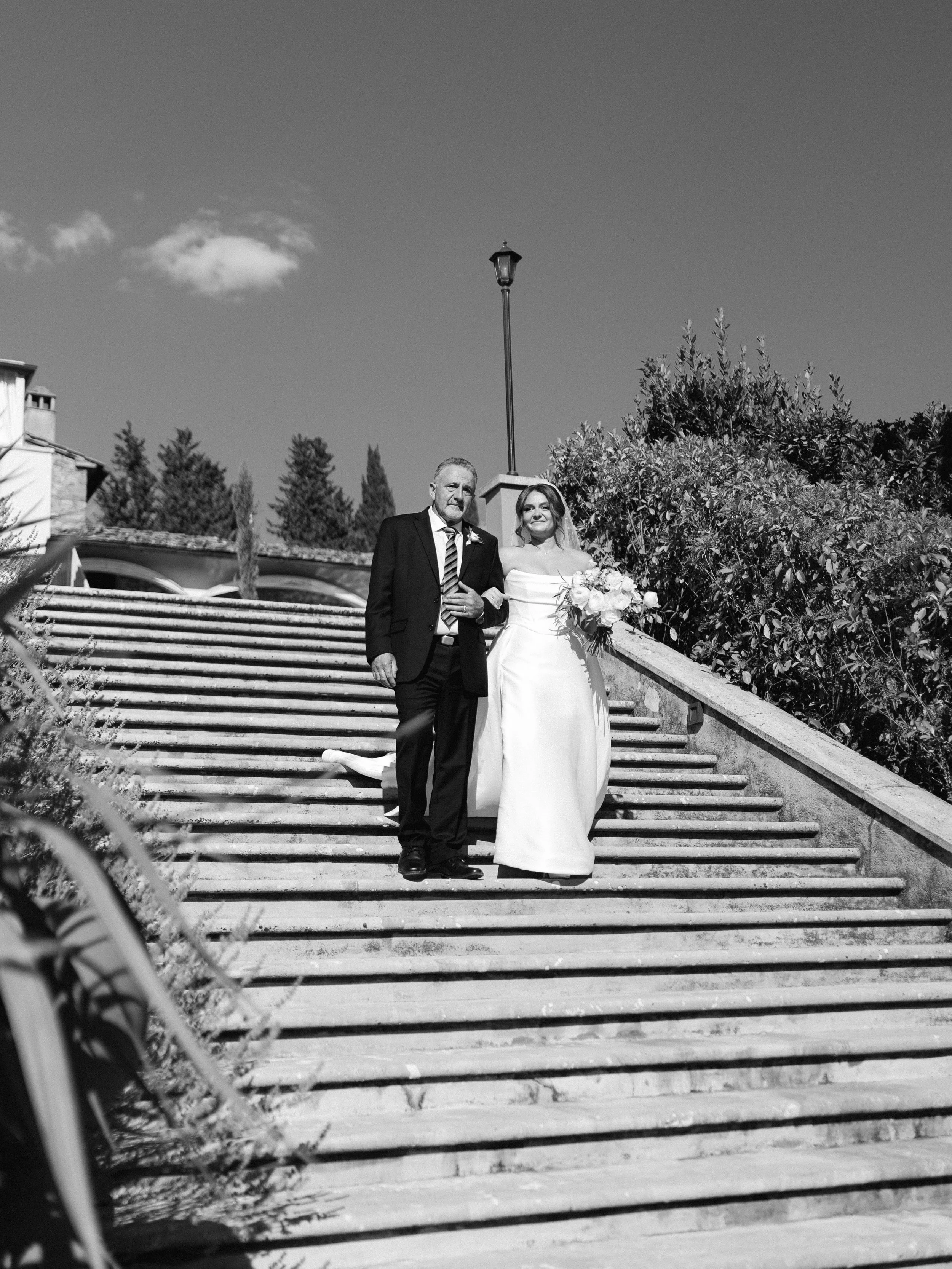 Mr&Mrs Giglio Summer wedding villa La Selva.jpg