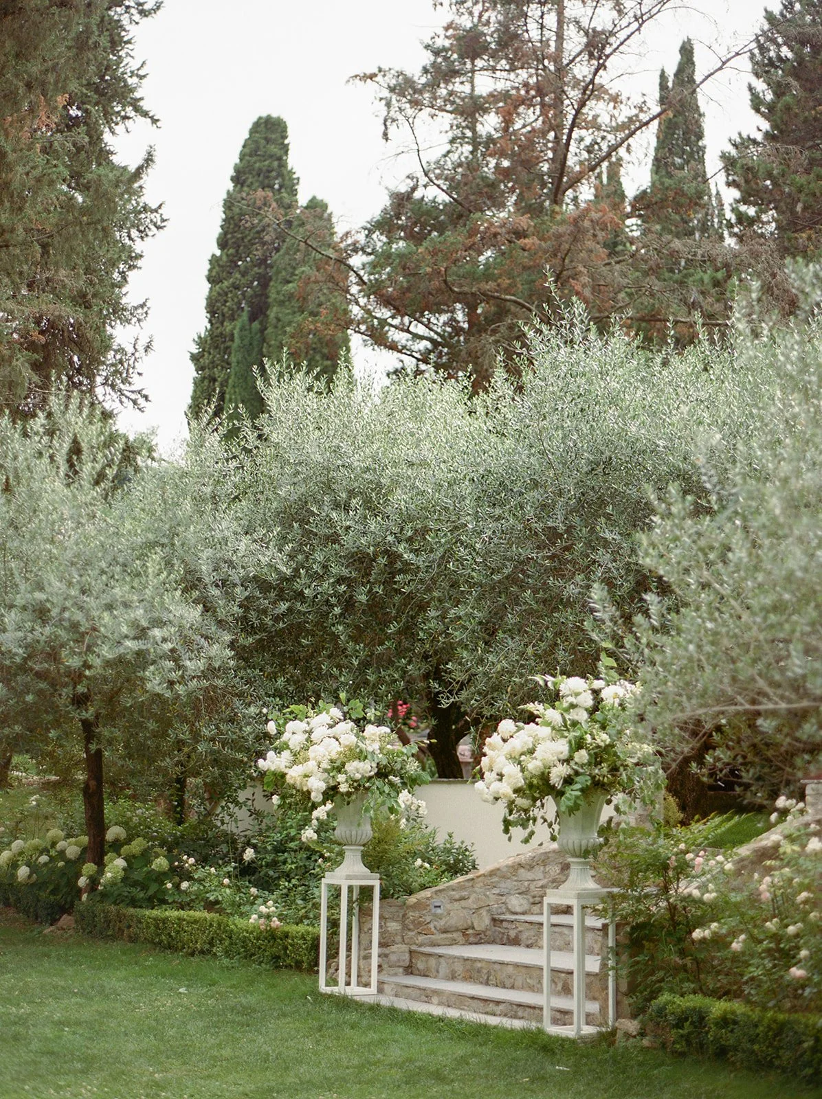 M & R Romantic garden celebration in Florence.jpg