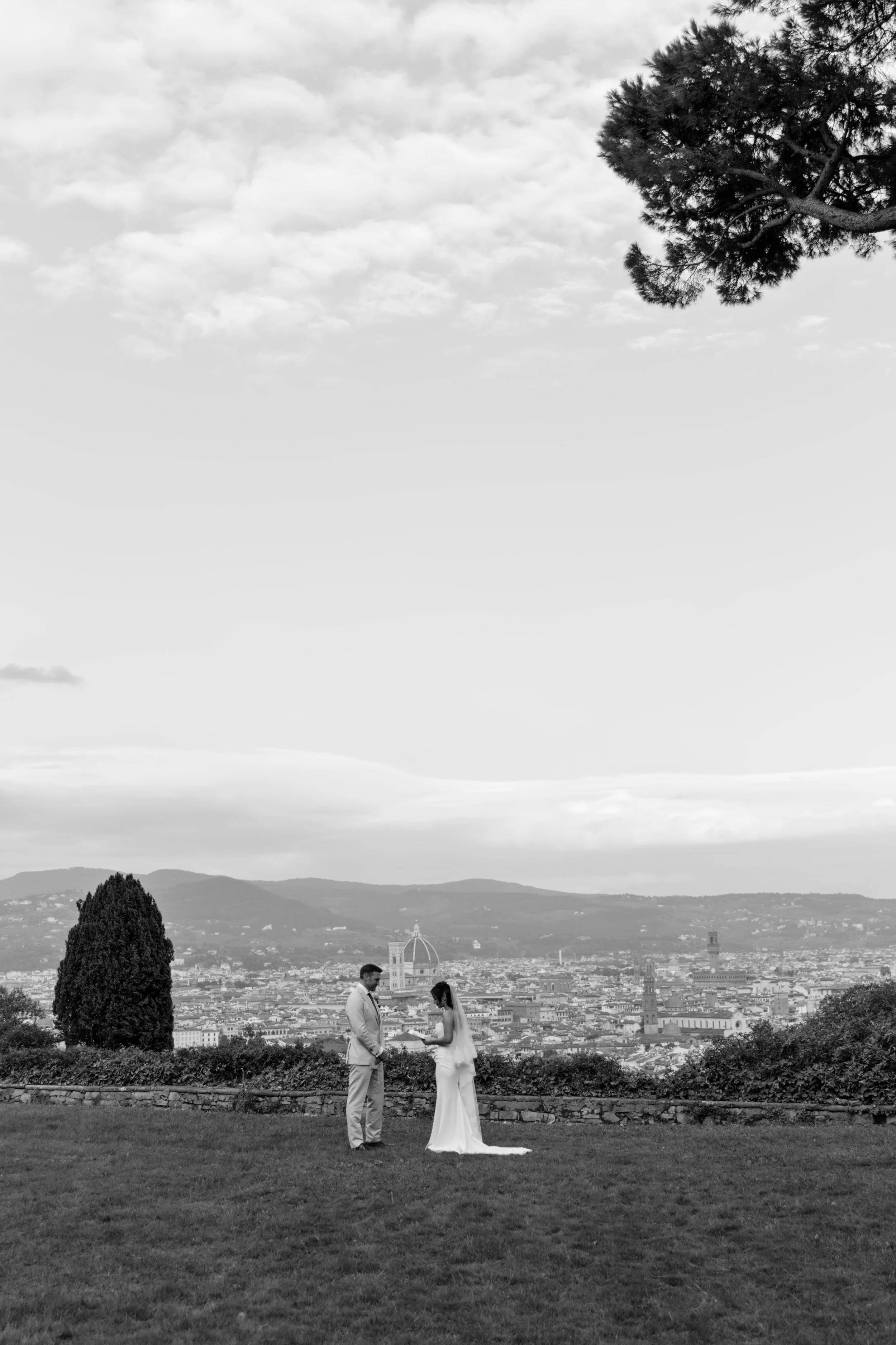 R&T stylish Florentine elopement.JPG