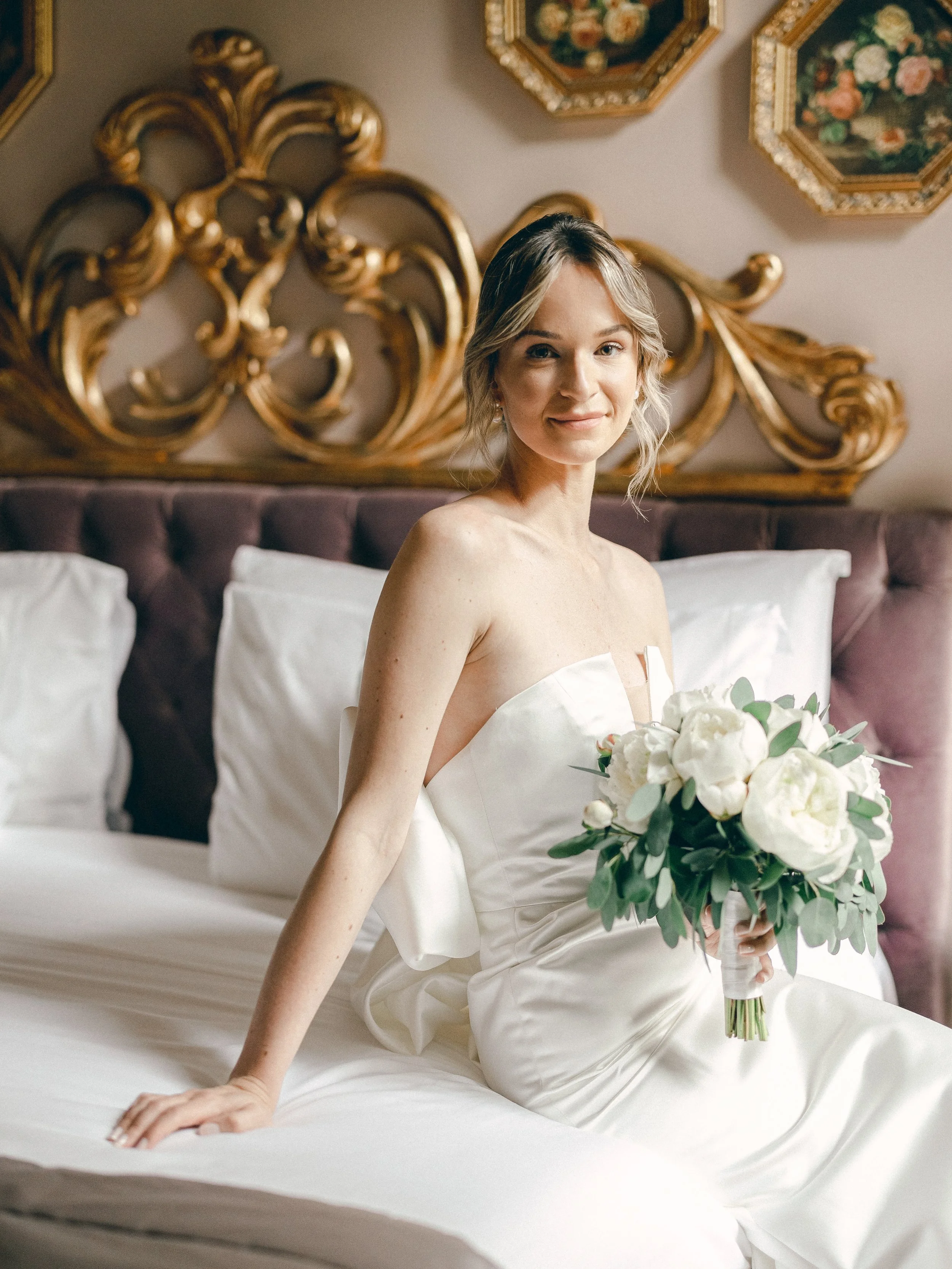 Elegant bride lake Como elopement.jpg