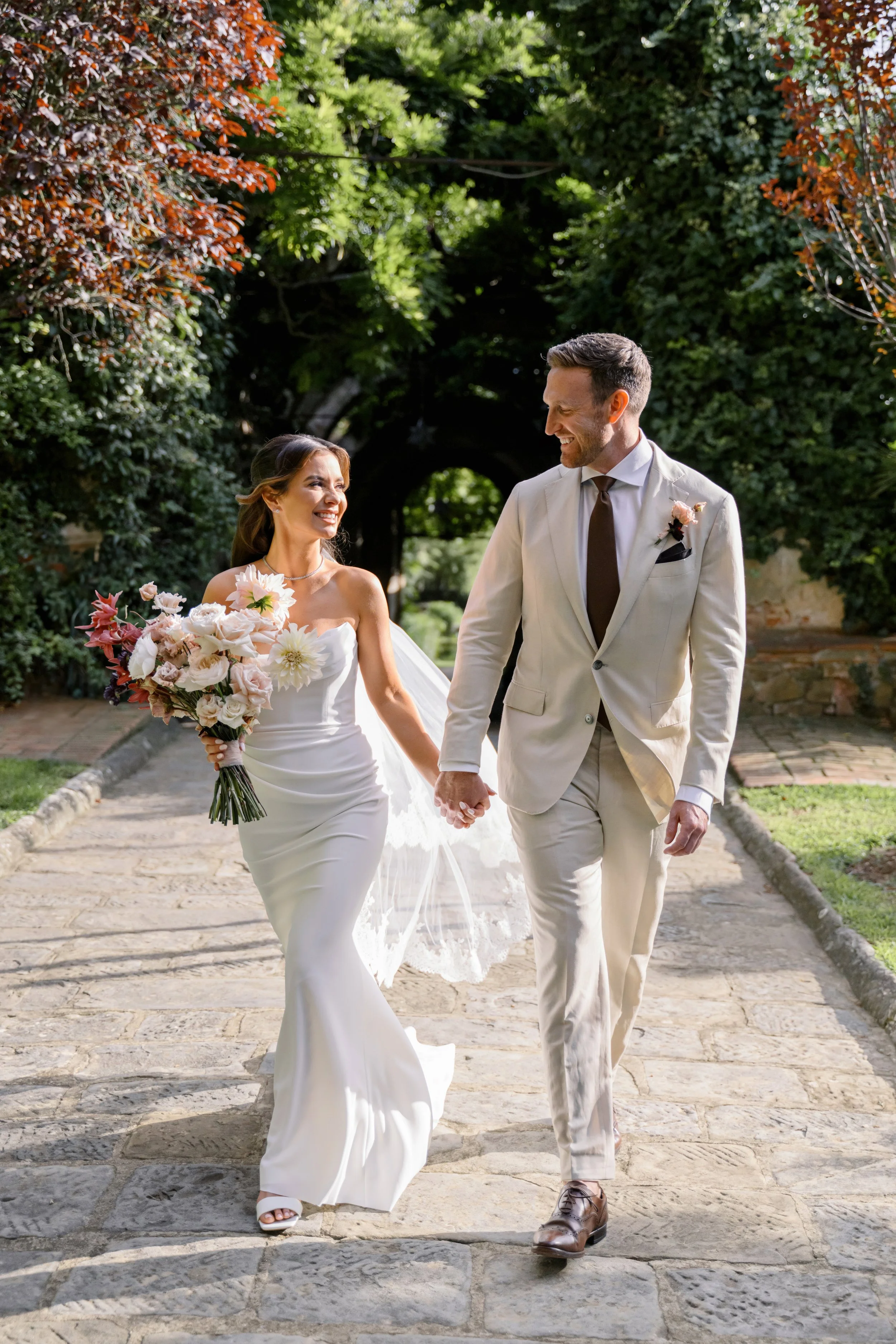 R&T stylish Florentine elopement.JPG