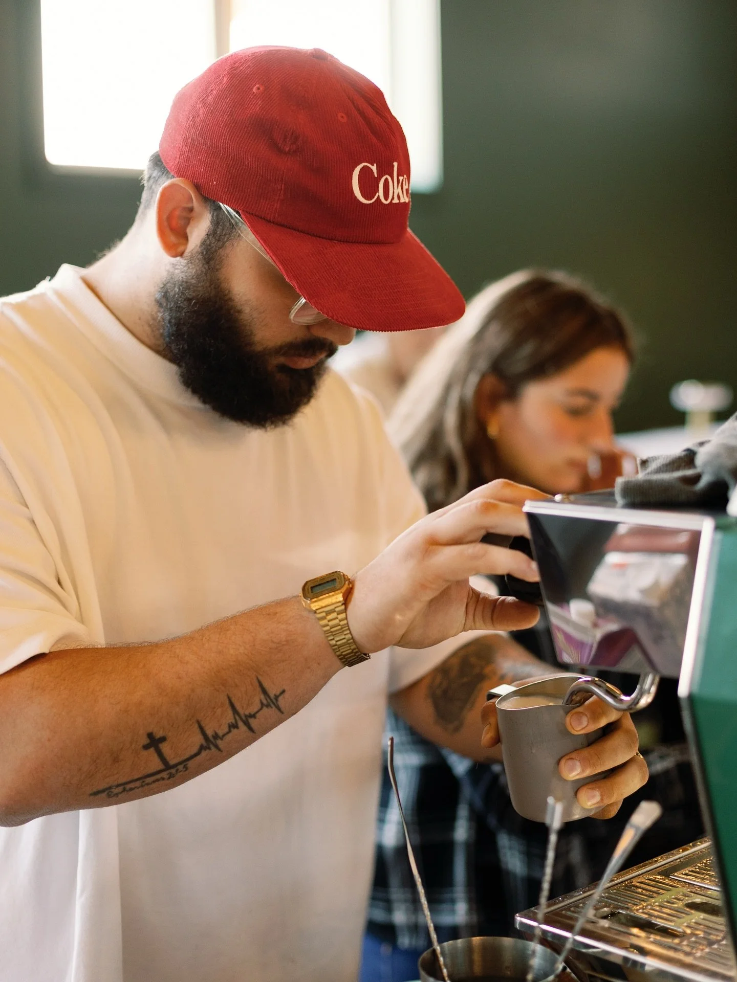 Good morning! βοΈ
We’re halfway through the week and can’t wait to keep serving up your favorite fall drinks π
If you’re looking to get cozy on this cooler day, come hang with us at ASE! We’re here until 6! βοΈ