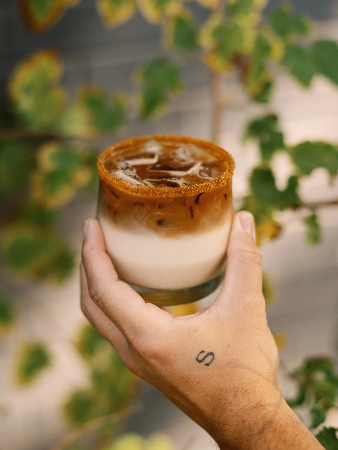 Fall flavors hit different. π€€
This one seems to be a crowd favorite…highlighting our Maple Crumble Latte, smooth espresso, salted maple sweetness, and a touch of house made biscoff milk for that perfect cozy kick. βοΈπ
Available hot or iced