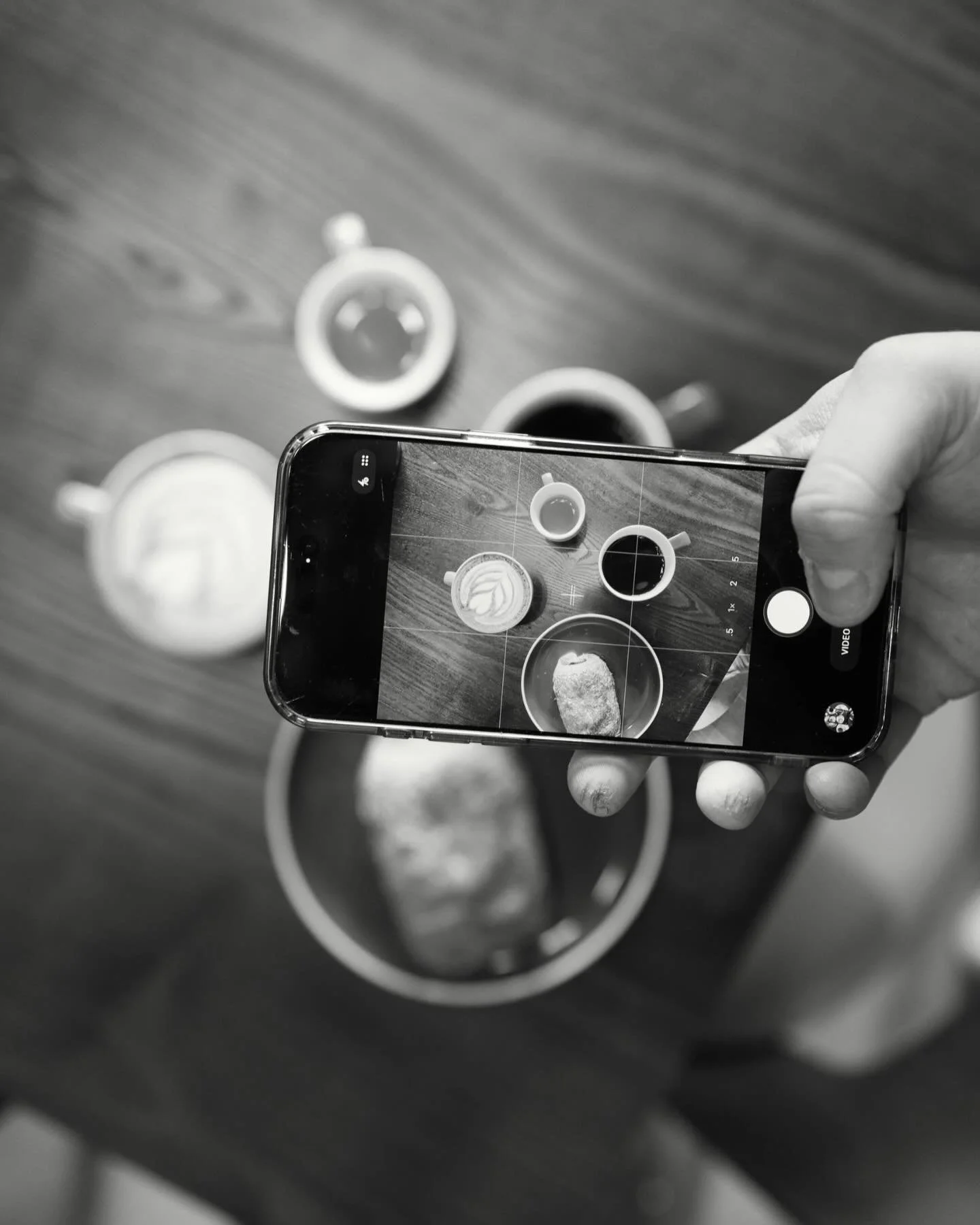 Monday morning mood 🙂&zwj;↕️☕️

Start your morning with the perfect coffee-pastry  combo from your friends here at ASE ;)