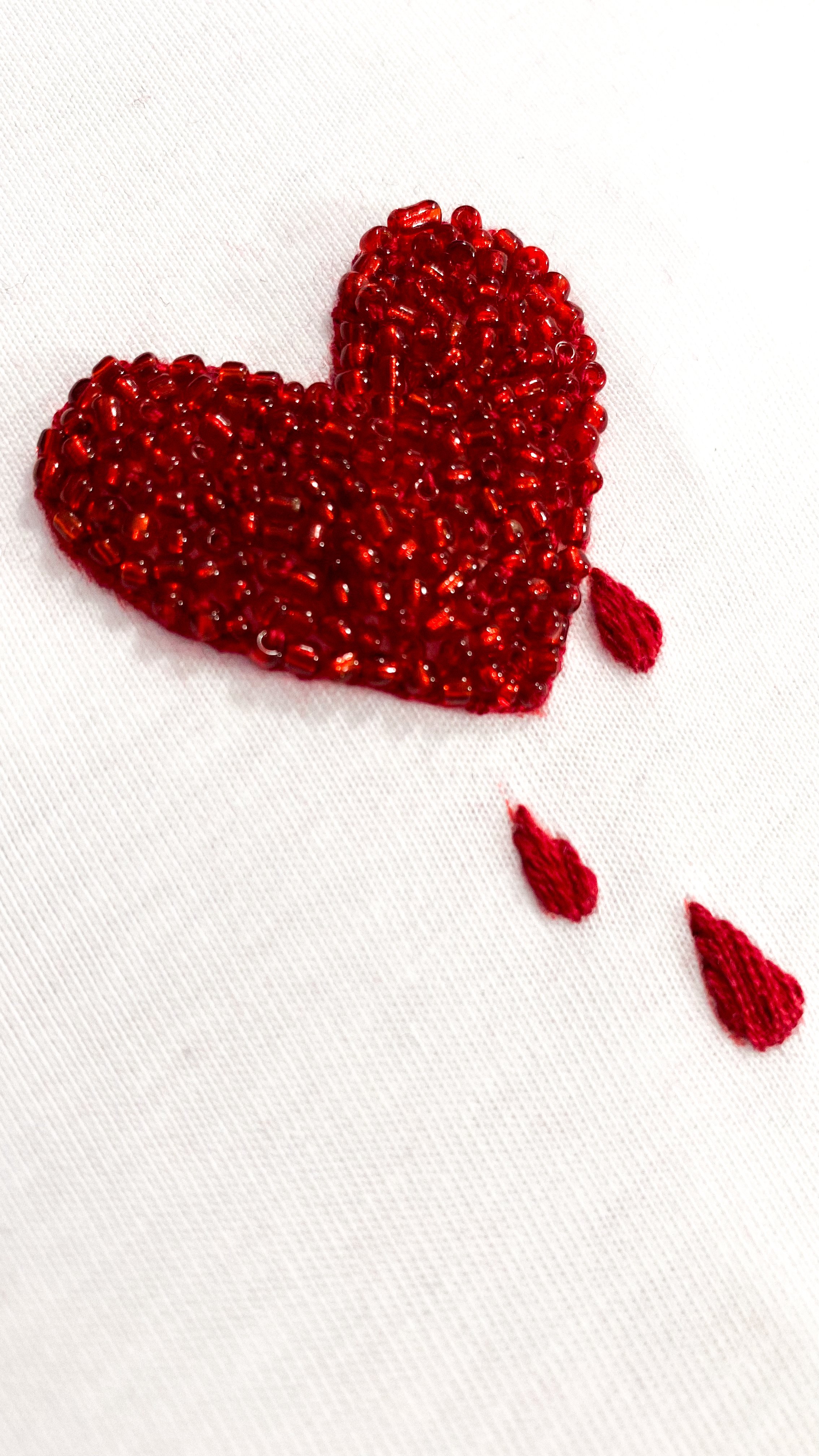 DRIPPING HEART ROJO_PUNTO BASTA _3.jpg