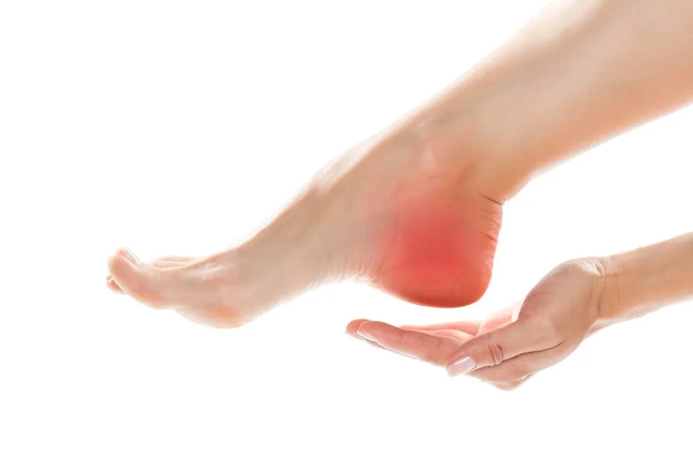 heel pain and plantar fasciitis treatment in brooklyn by dyker park foot care, dr desantos
