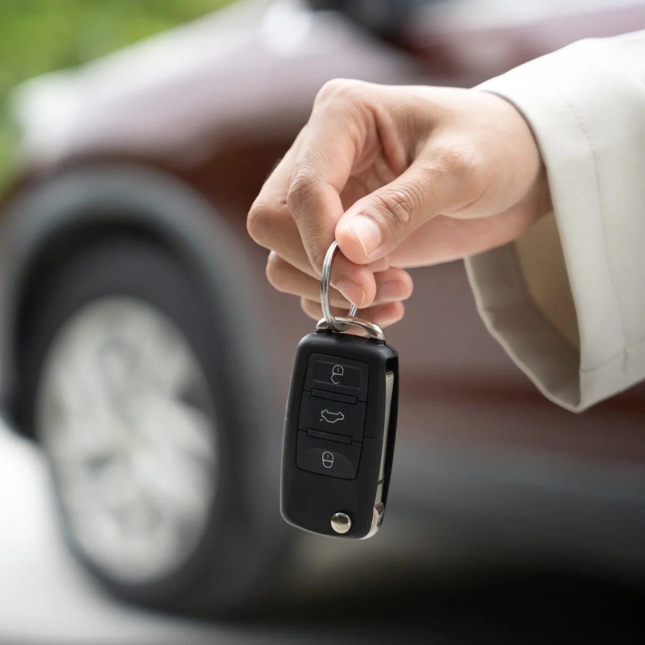 🚗 Your car is more than just transportation&mdash;it&rsquo;s part of your life.
Ready for an upgrade but worried about the cost? The right auto loan can make all the difference.

✅ Check out our latest blog for tips on making your next vehicle affor