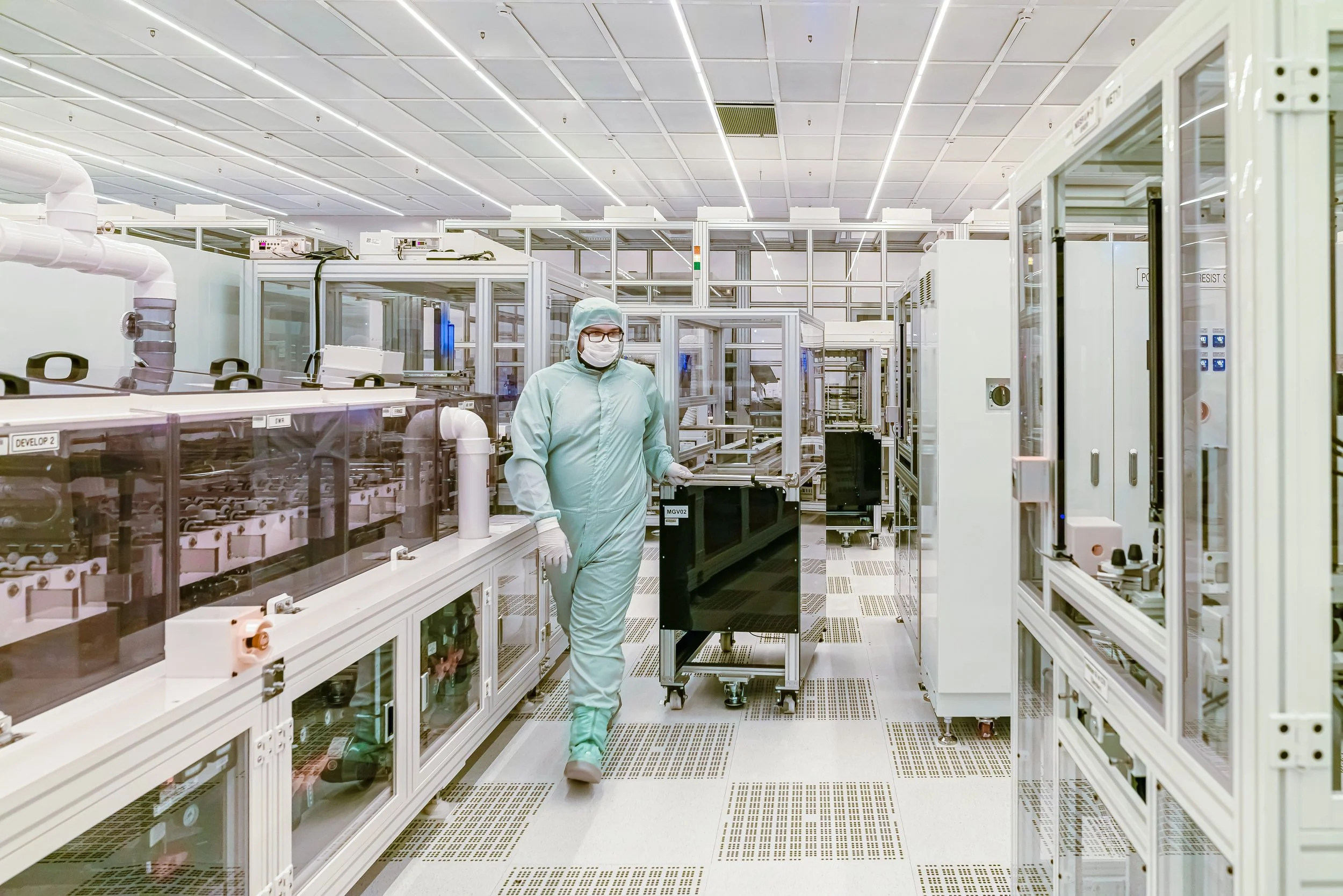How Tool Hookup fits into the Semiconductor Construction Timeline