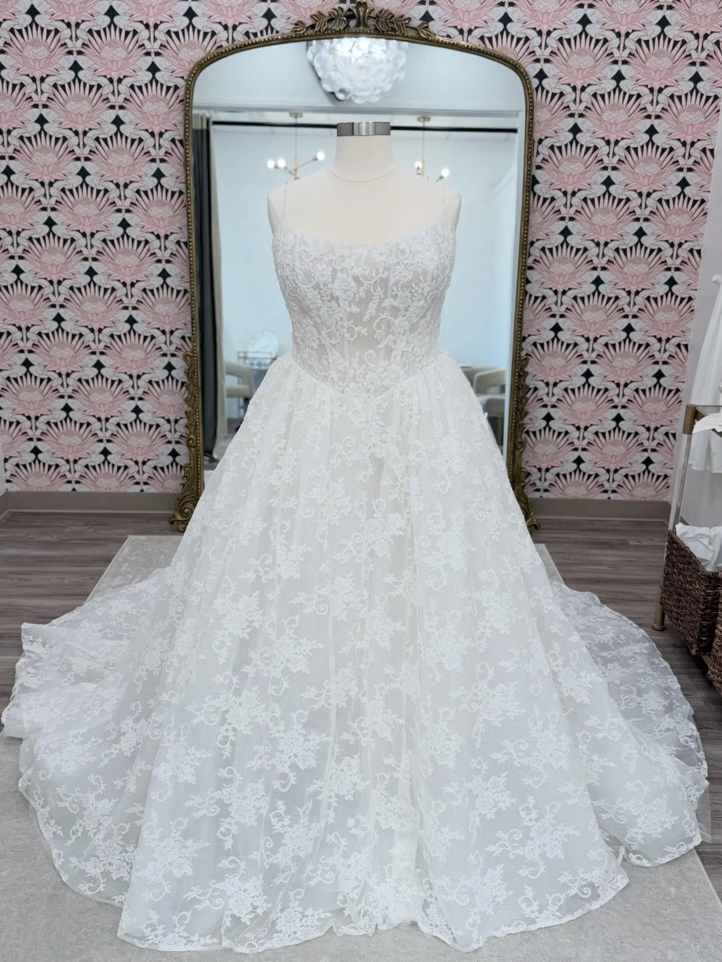Beaded and BEAUTIFUL! ✨

This week&rsquo;s pick for #weddinggownwednesday is a basque waist ballgown that is equal parts lace and sparkle! Try her in a size 24 and order her in any size up to 34!💫

#wgw #curvebysomethingblue 

wedding gowns &bull; w
