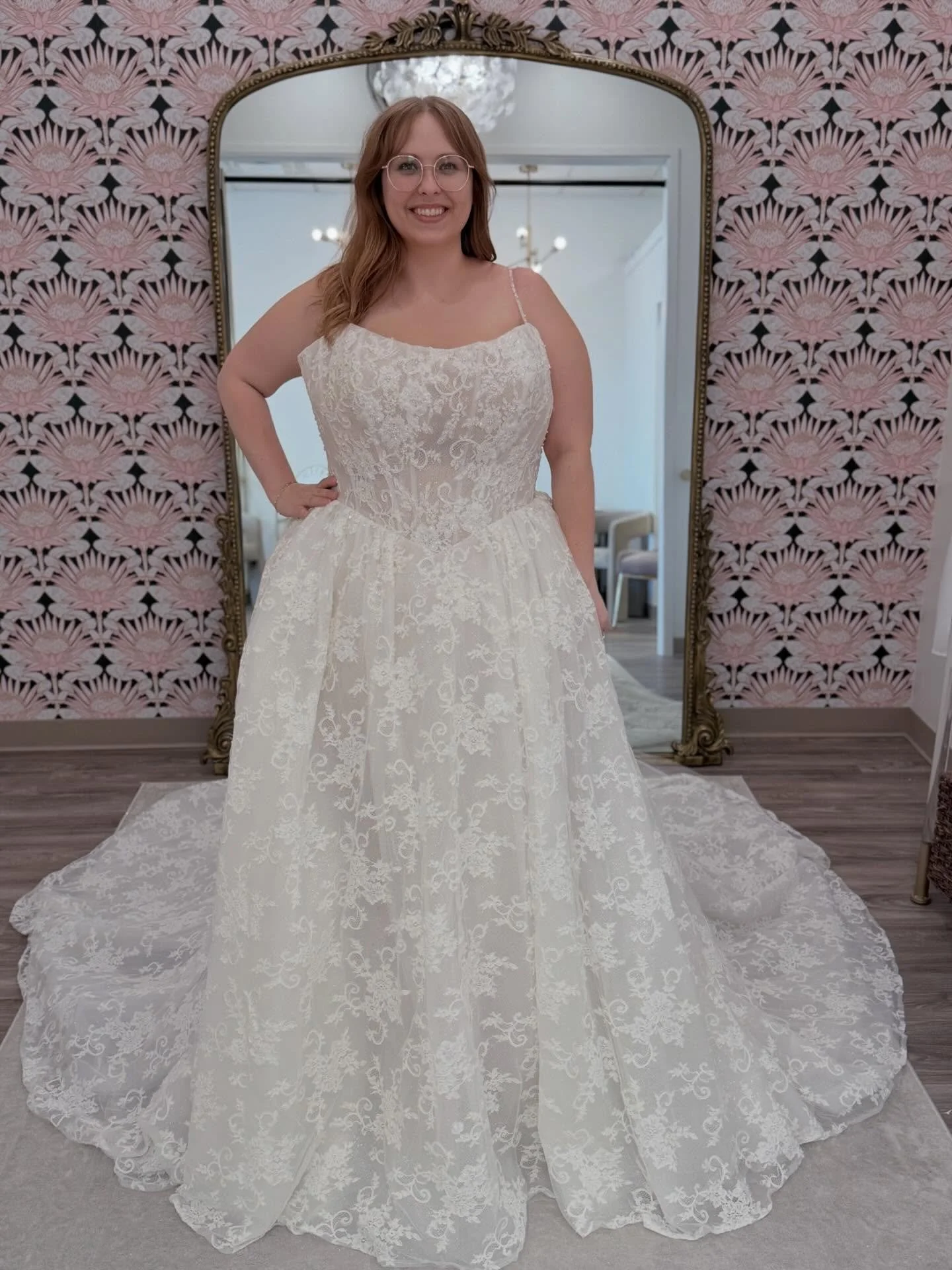 It&rsquo;s that time! Where are you getting married? What are you wearing? This week, we picked 3 gorg gowns for a wedding at @abbeyresort!✨

#curvebysomethingblue #curvebride

wedding dress shopping &bull; plus size bridal &bull; plus size wedding d