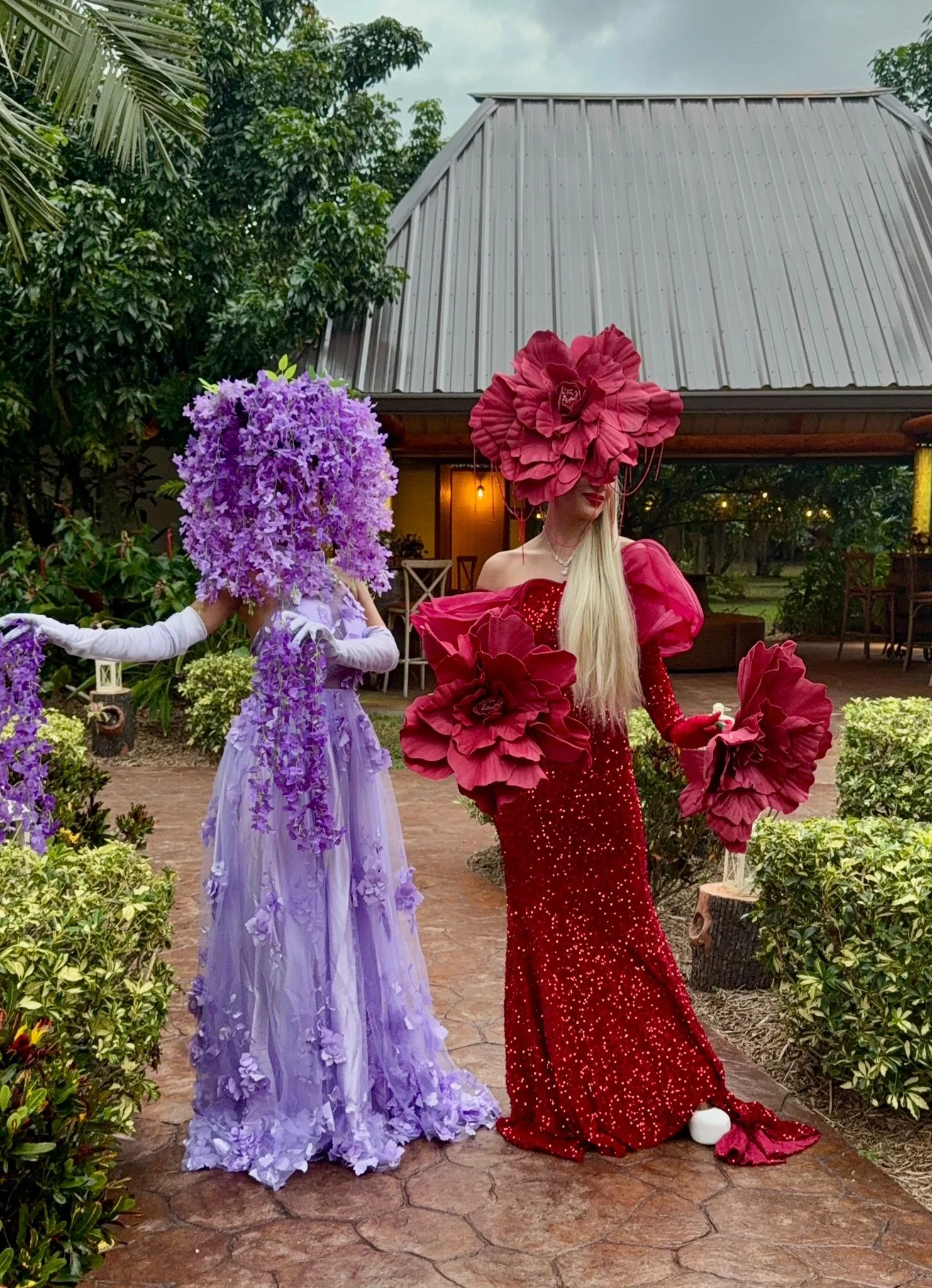 Giant Flowers Life.jpg