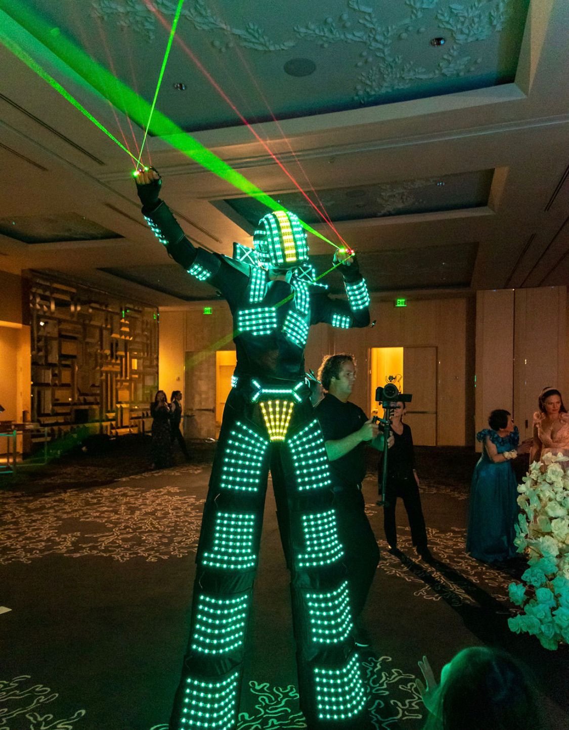 LASER ROBOT led robotttt - Blast Party Entertainment .jpg