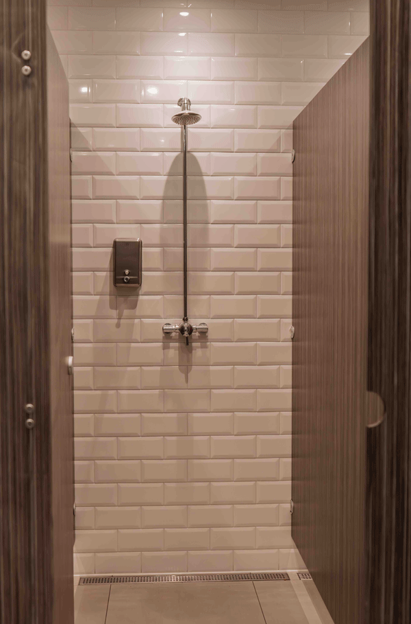 Shower facilties in a gym