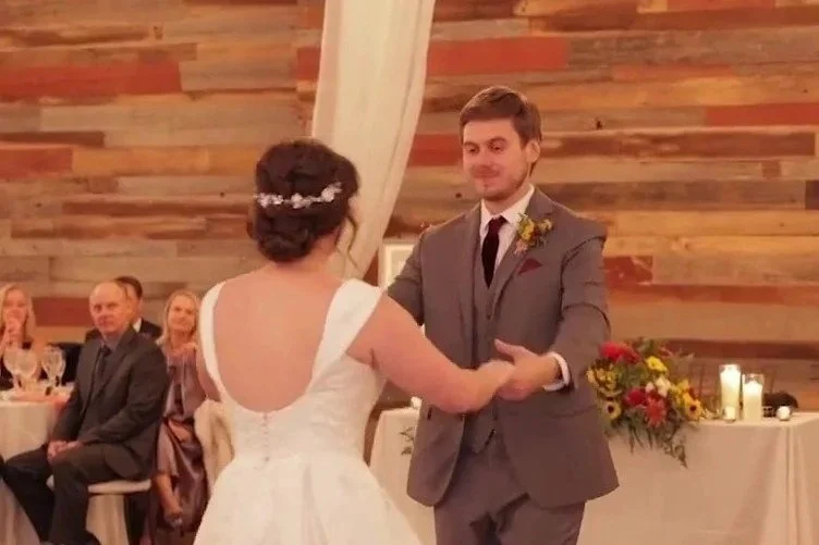 First Steps to Final Dip: Couples Share Their Wedding Dance Experience 