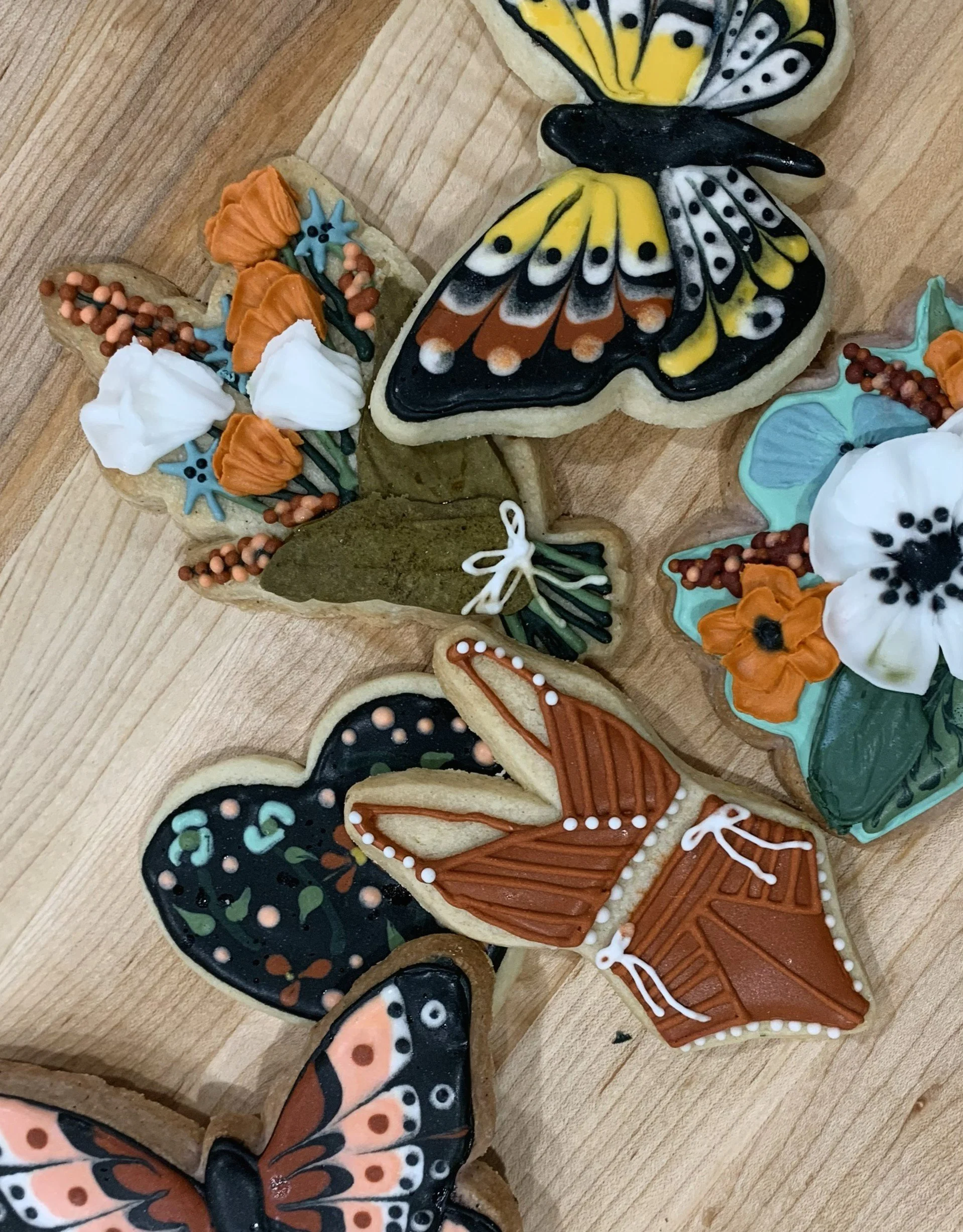 i love me   |   seasonal cookie box