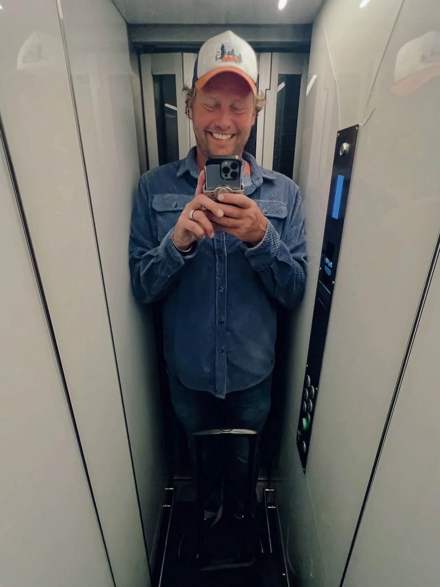 A (slightly belated) thank you for the workiversary wishes! 🙌

Year three of External Influences &mdash; Like most self-employed journeys, it&rsquo;s had its fair share of ups and downs, but I&rsquo;m genuinely grateful that I get to do what I lov