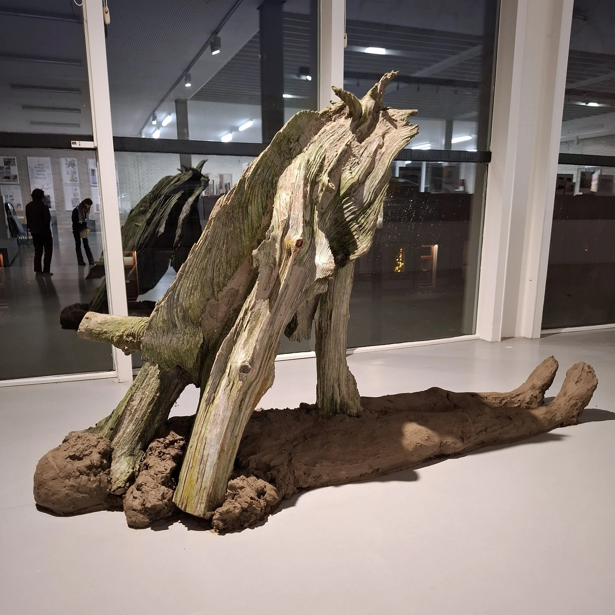 Onthechting van het Beest 4_Tyson Goudsmits_Rietveld Paviljoen 2024.jpg