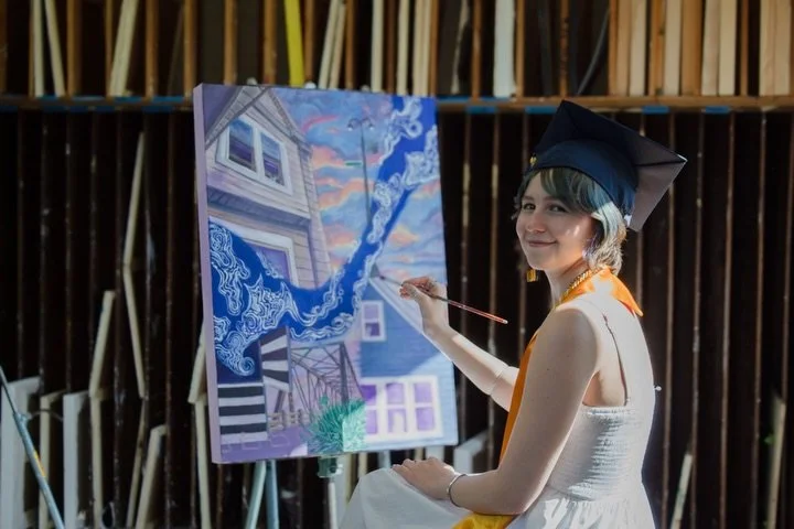 We also shot some pics in the painting studio to show off Michelle&rsquo;s final paintings of her senior semester. These turned out so cute!! #seniorphotos #gradphotos #seniorseason