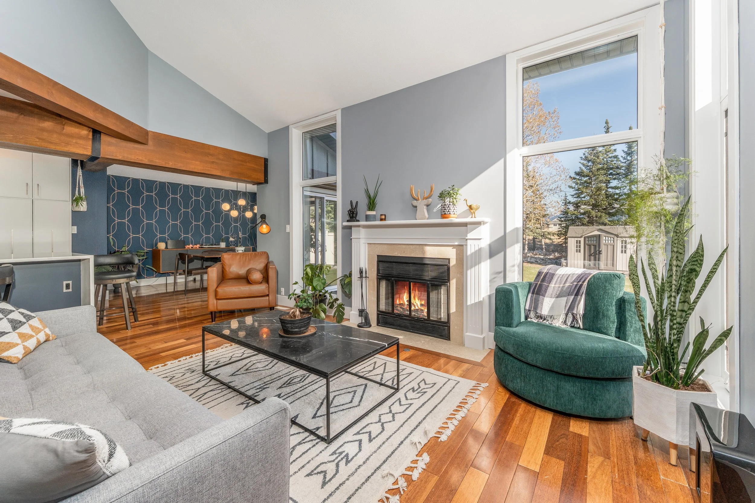 Living Area-5.jpg