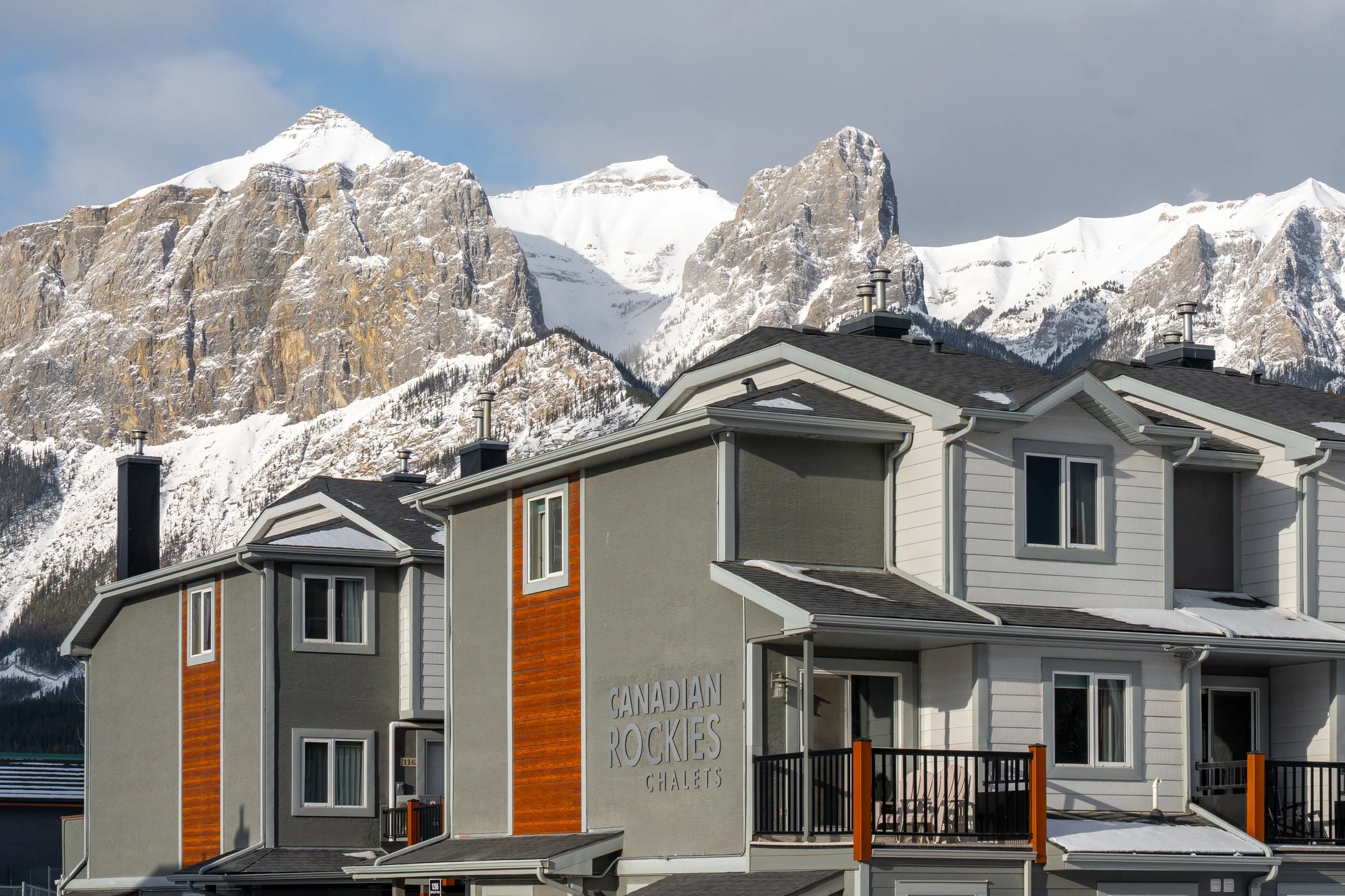 Exterior-1.jpg