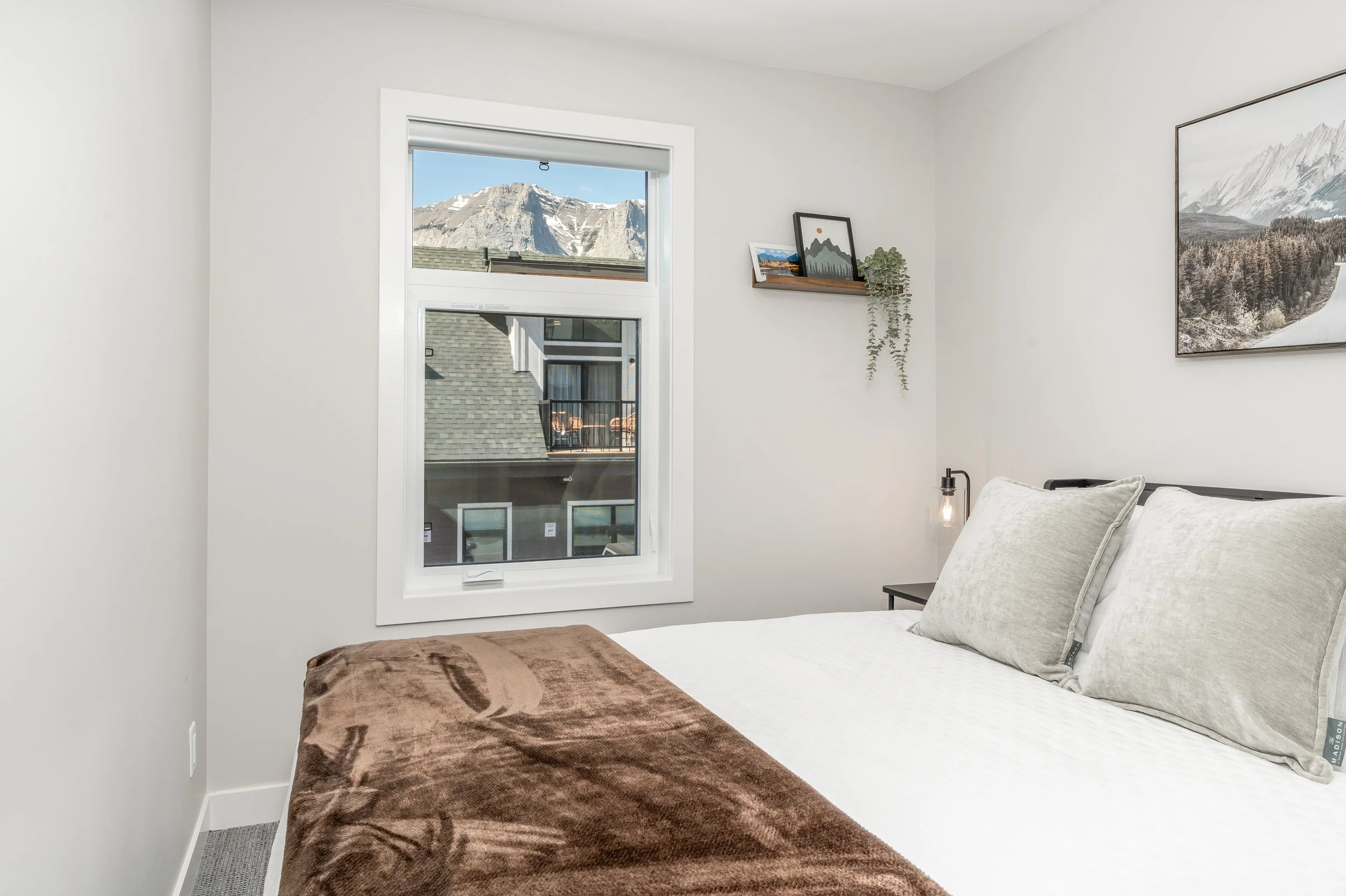Bedroom-2-4.jpg